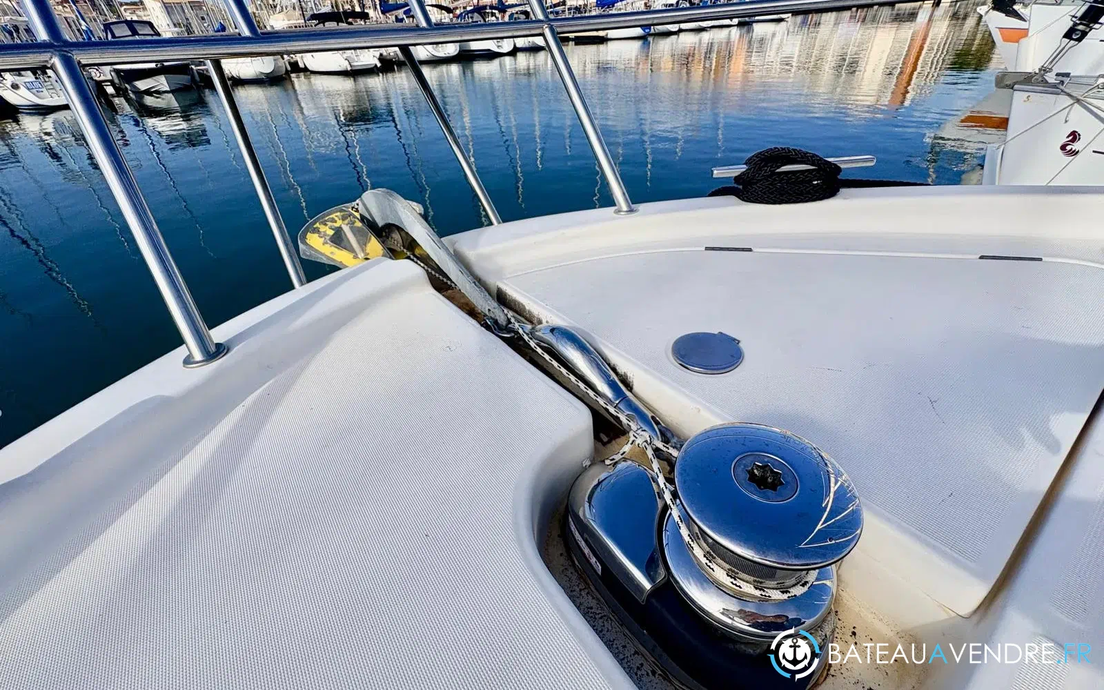 slider 7 Jeanneau Prestige 32 Fly