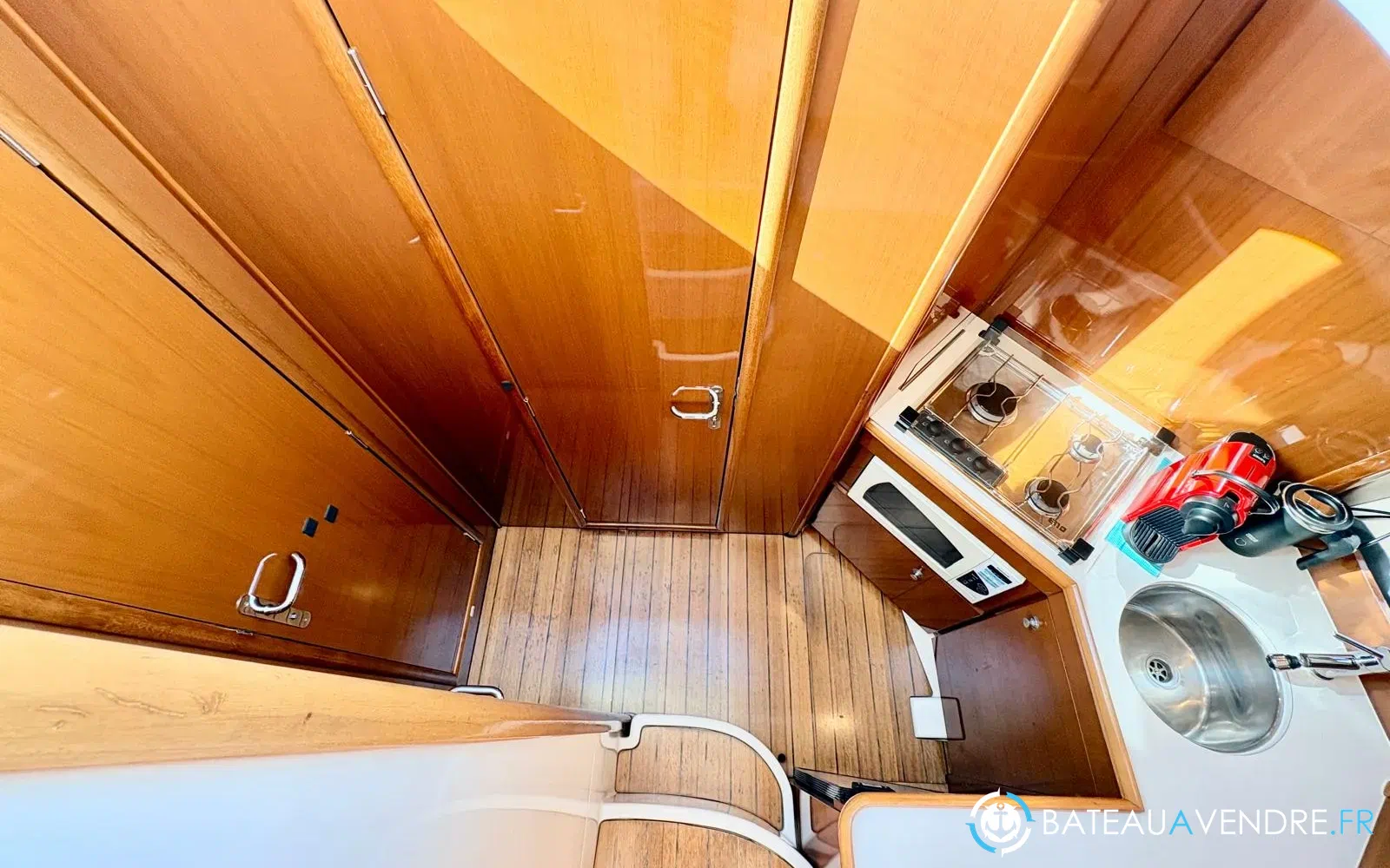 slider 17 Jeanneau Prestige 32 Fly