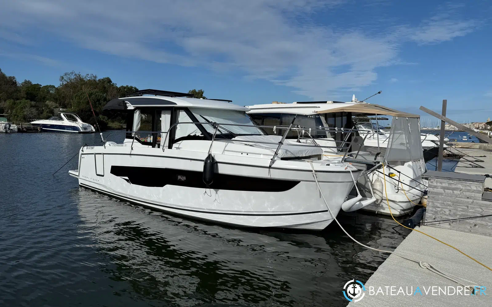 slider 2 Jeanneau Merry Fisher 895 Serie 2