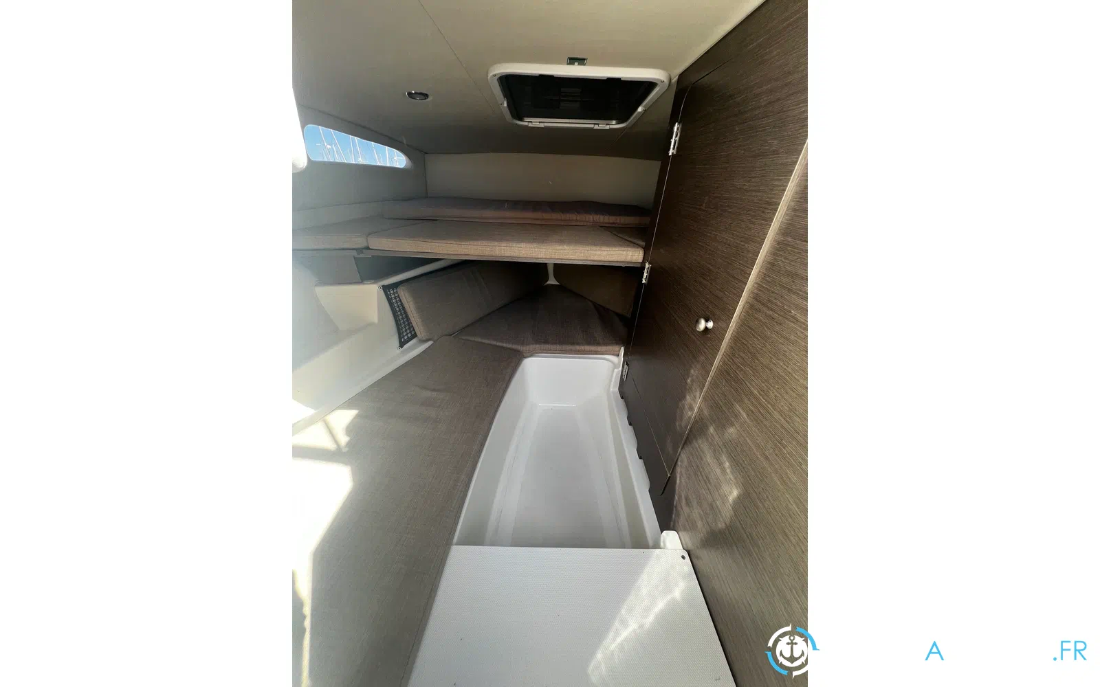 slider 6 Bayliner VR6 Cuddy