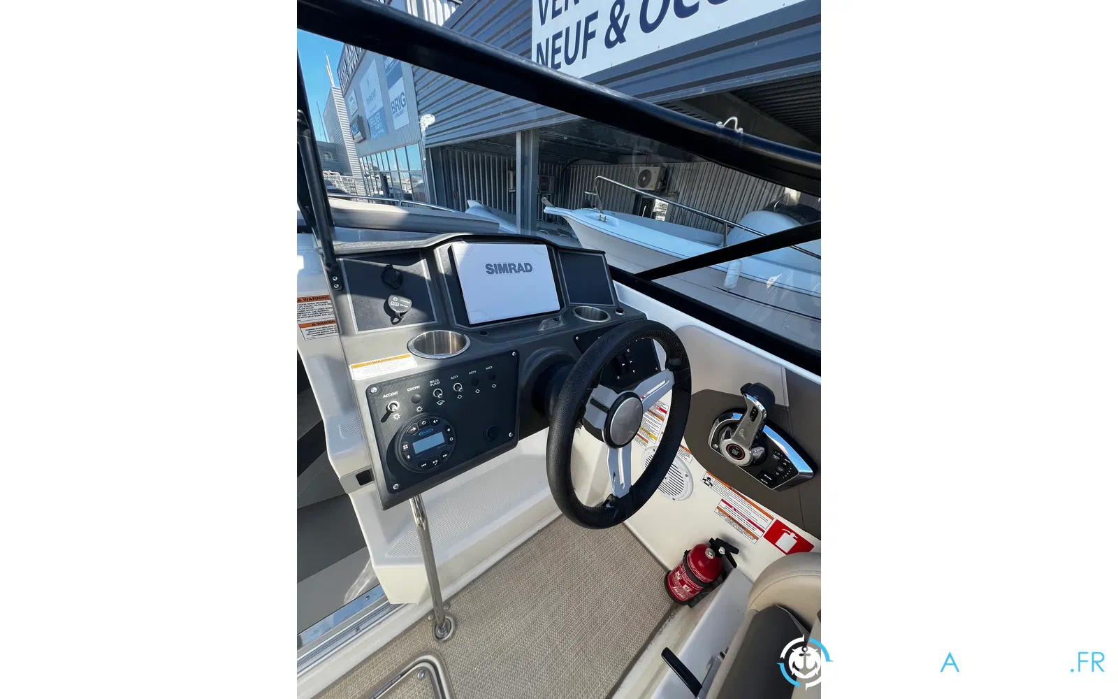 slider 5 Bayliner VR6 Cuddy