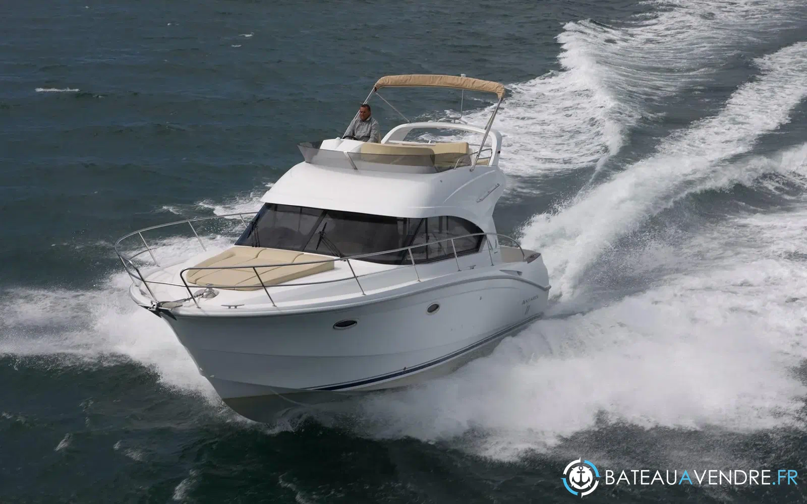 slider 1 Beneteau Antares 36