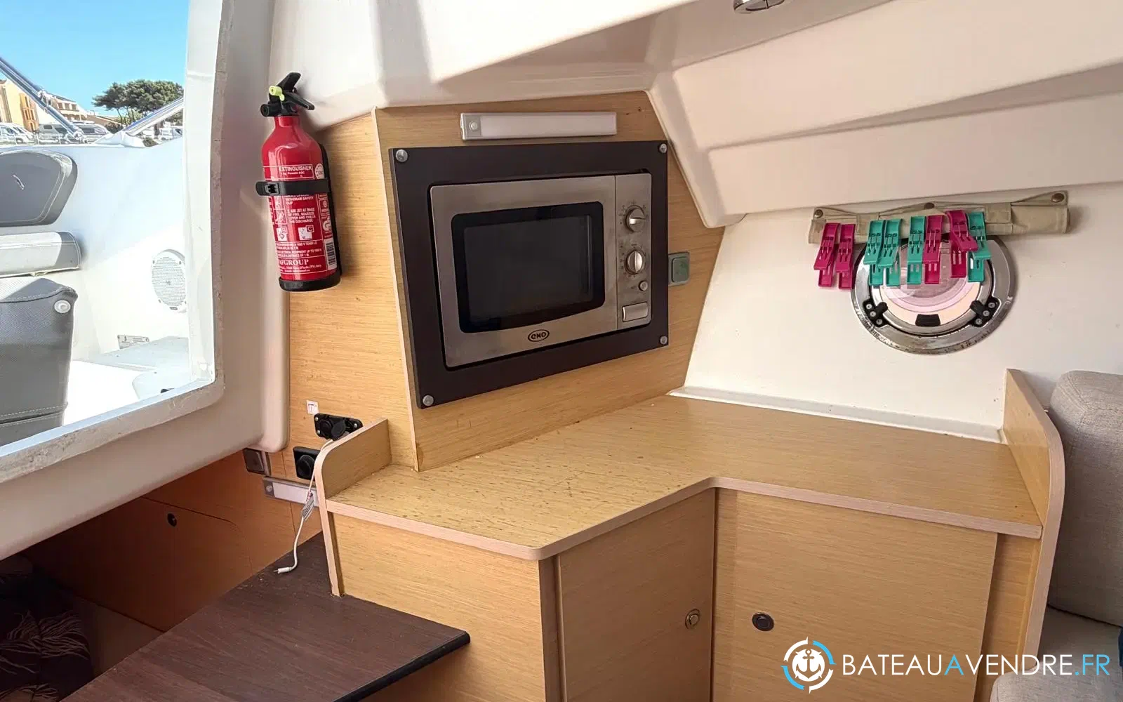slider 6 Beneteau Flyer 850 Sun Deck