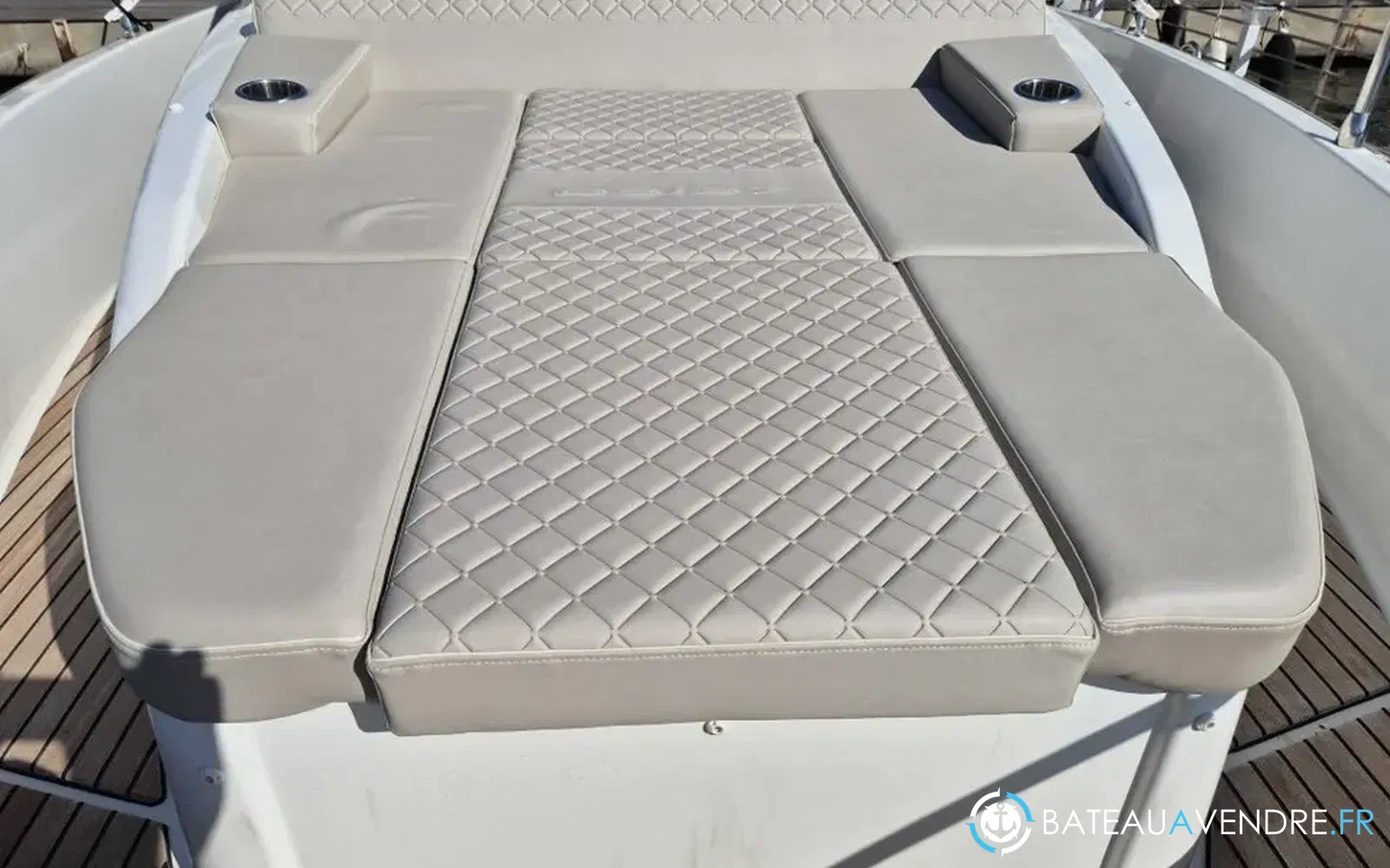 slider 25 Jeanneau DB 37
