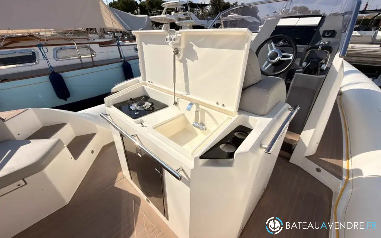 slider 10 Capelli Tempest 40