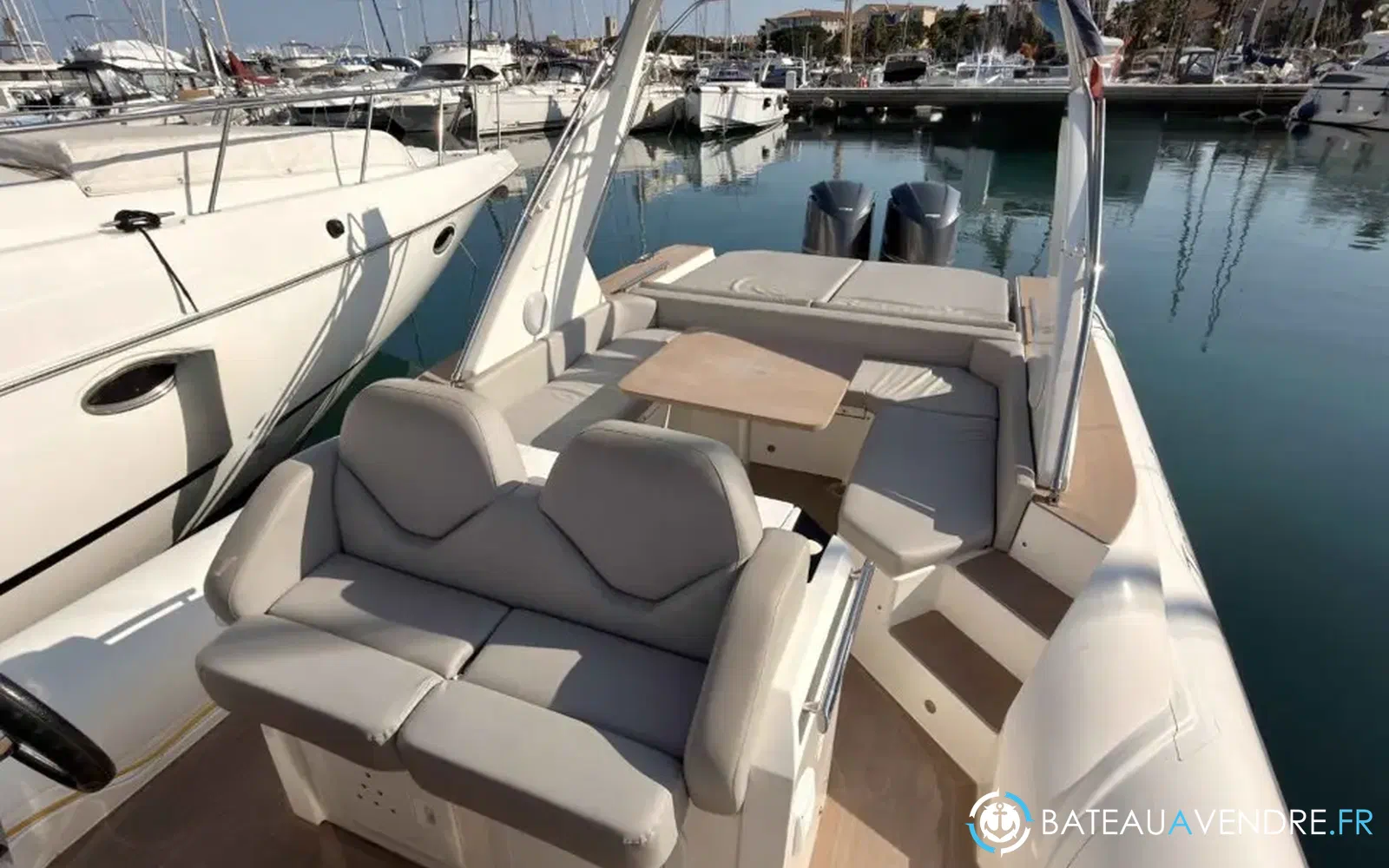 slider 12 Capelli Tempest 40