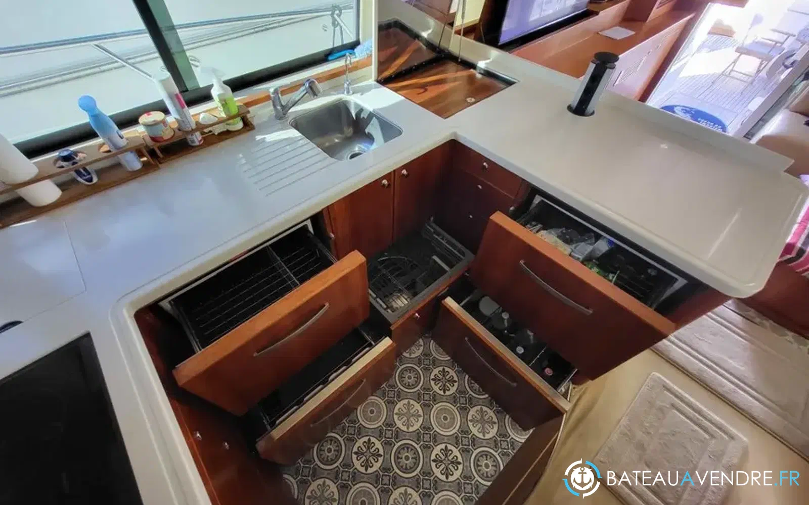 slider 19 Riviera 58 Open Flybridge