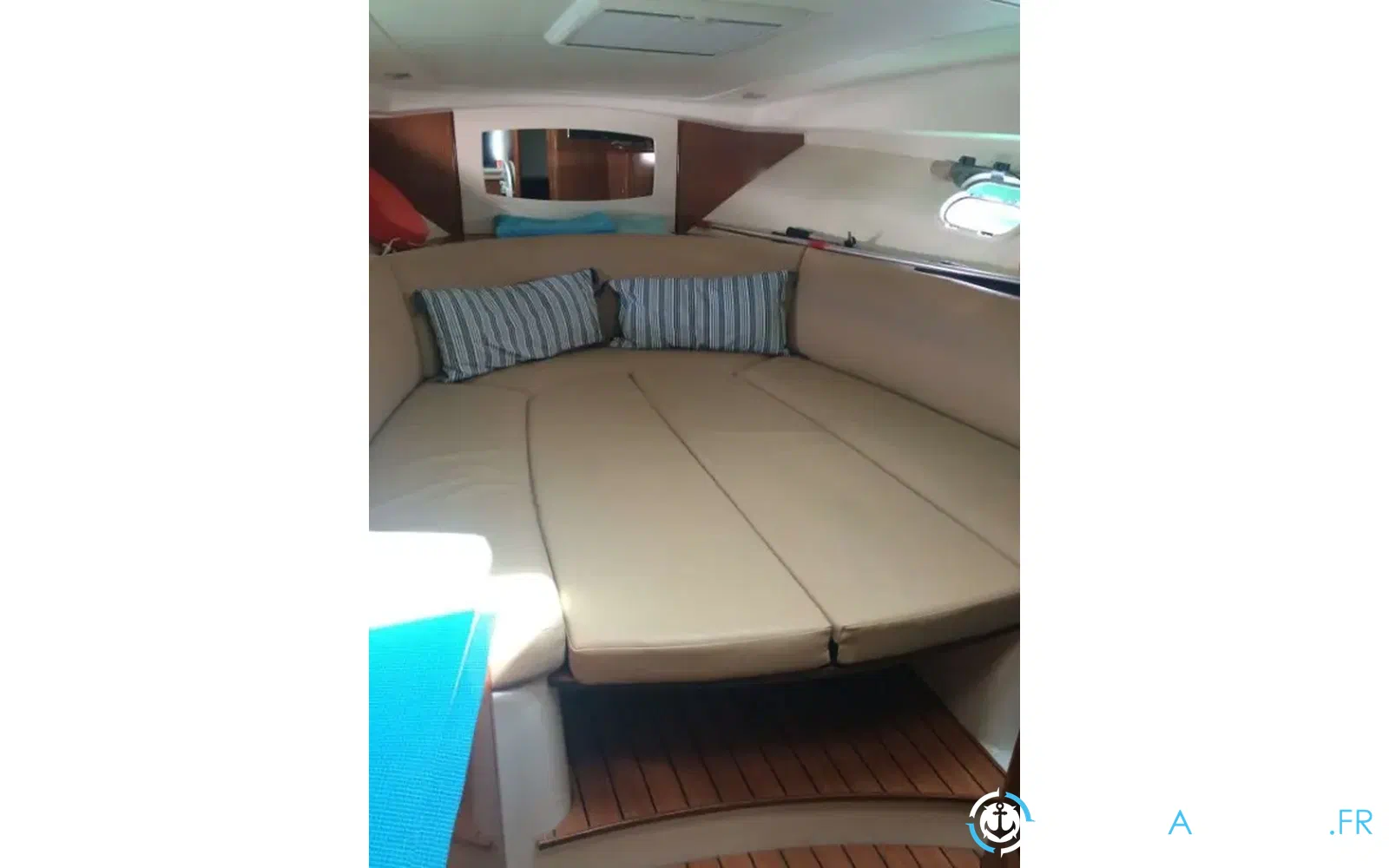slider 17 Jeanneau Prestige 30 S