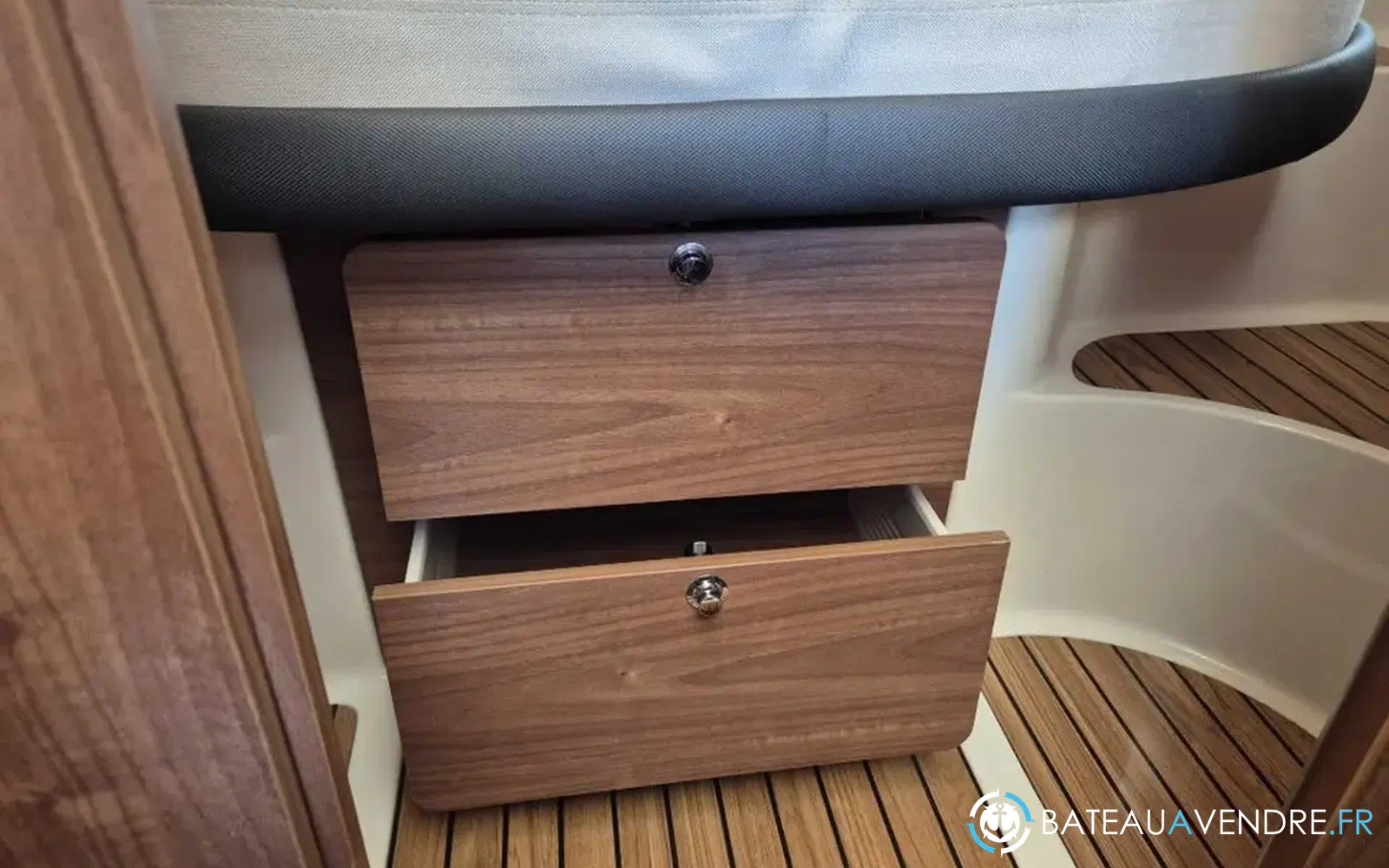 slider 32 Quicksilver Activ 855 Cruiser
