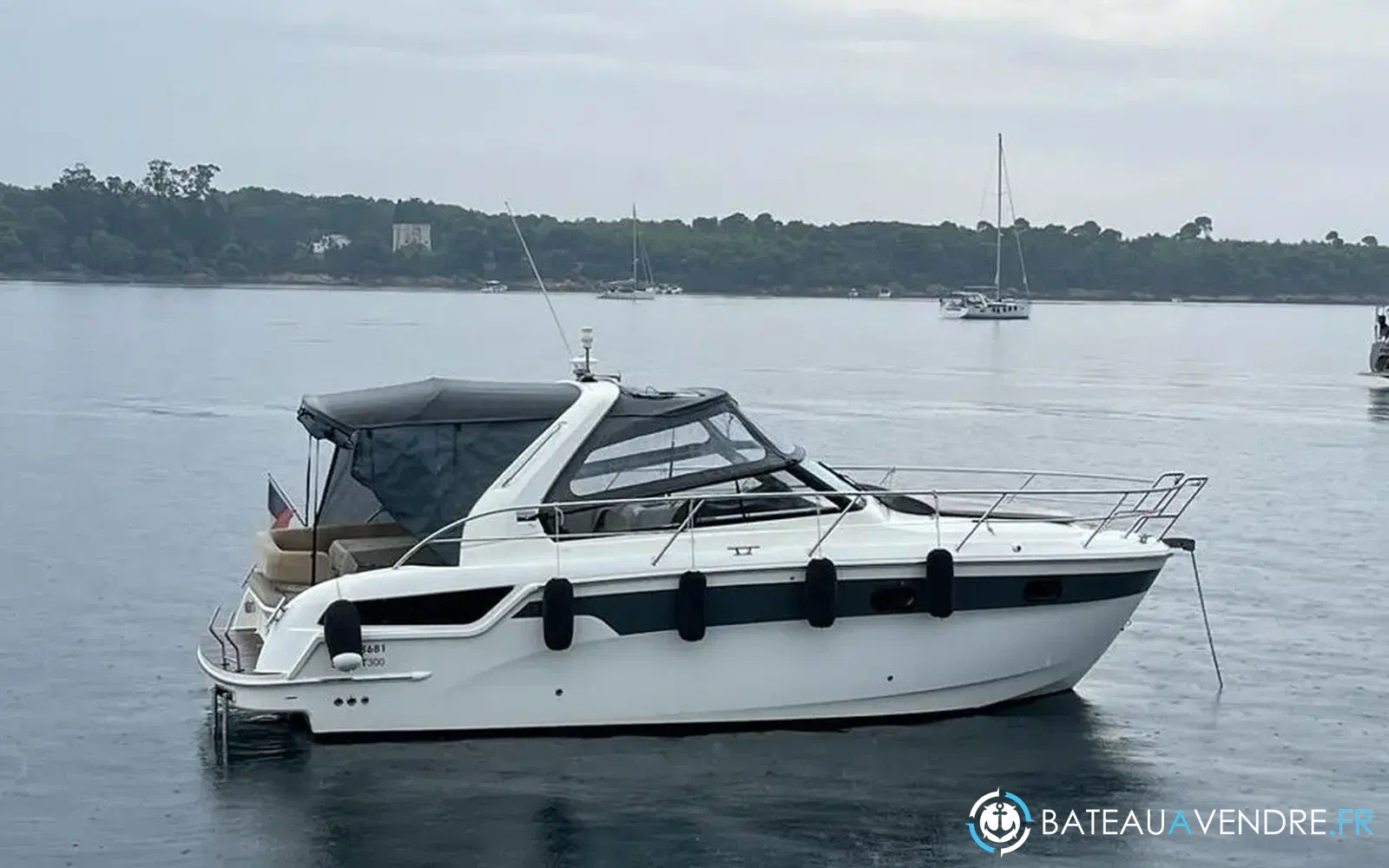 slider 1 Bavaria BMB 300 Sport