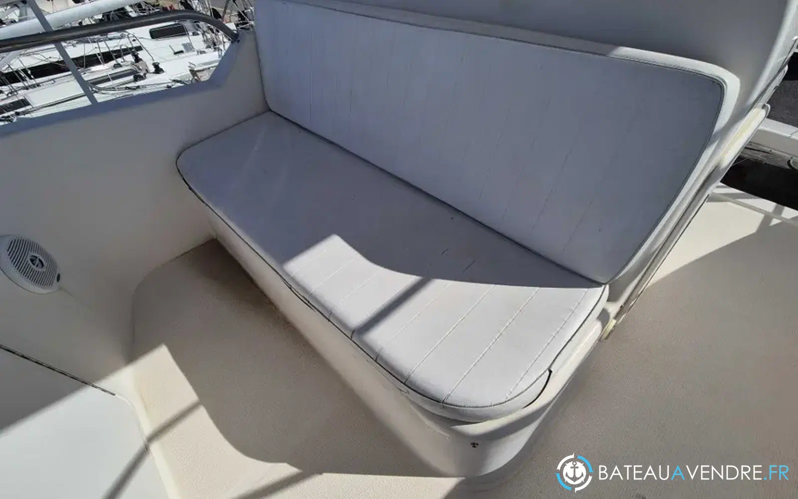 slider 15 Riviera 3350 Convertible