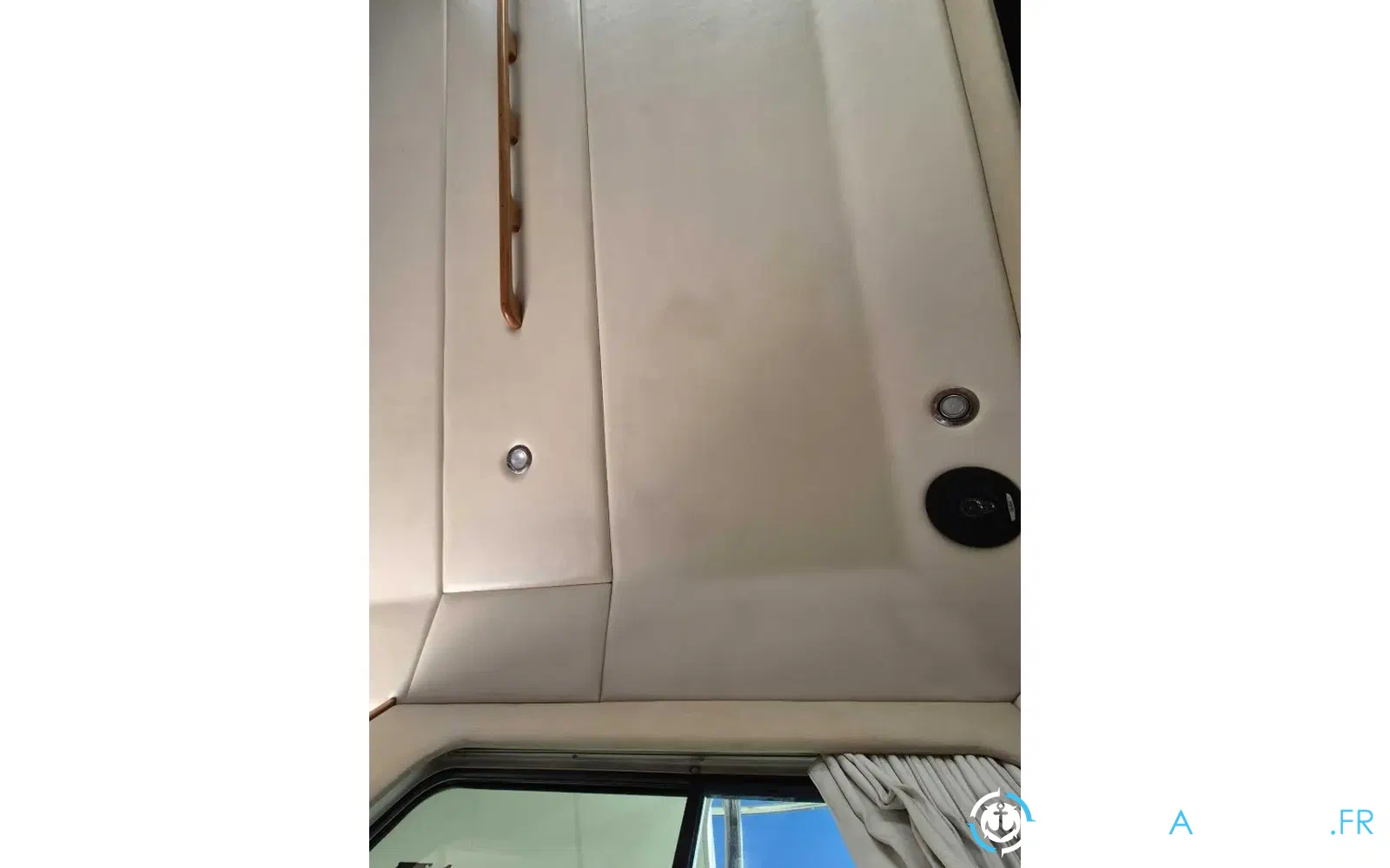 slider 23 Riviera 3350 Convertible