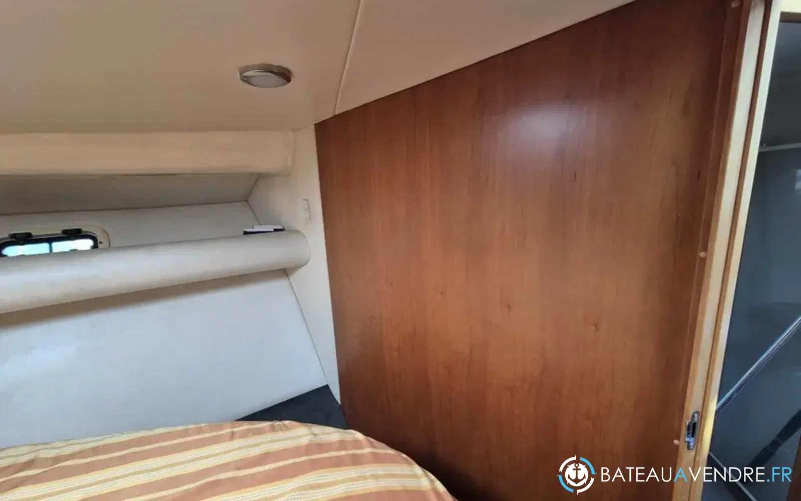 slider 39 Riviera 3350 Convertible
