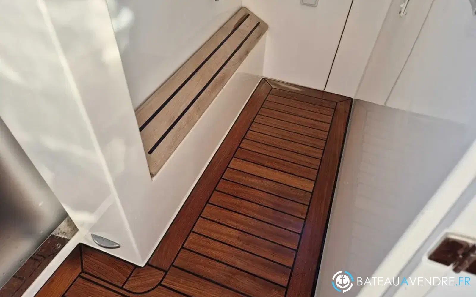 slider 21 Sealine SC 35