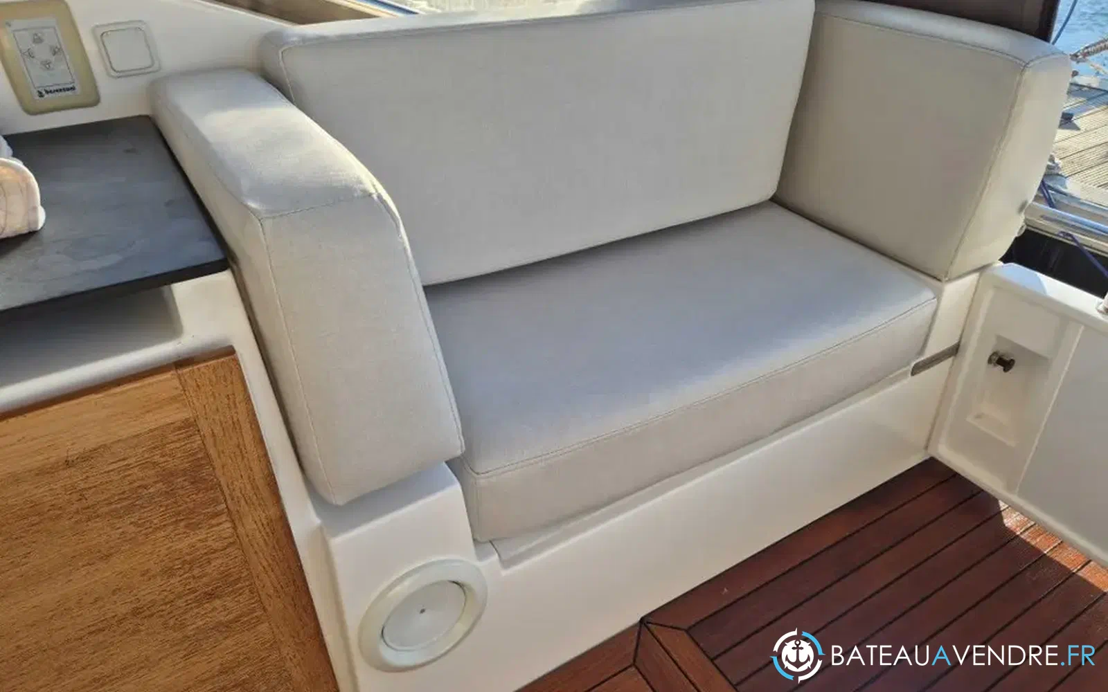 slider 6 Sealine SC 35