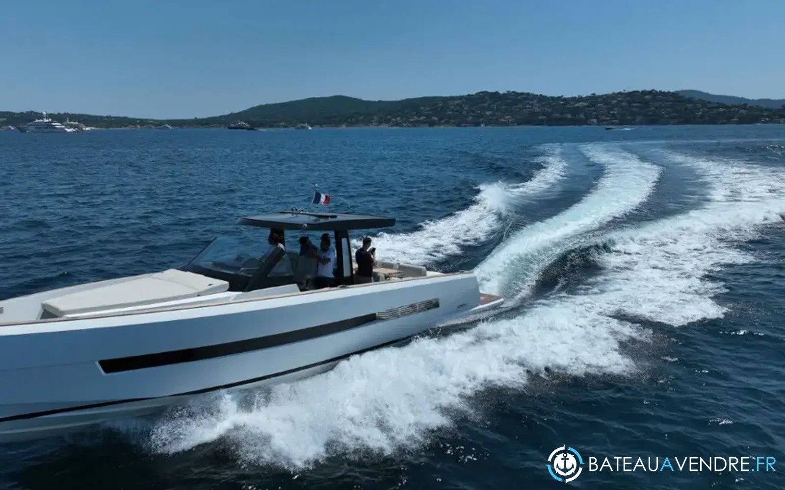 slider 21 Fjord 44 Open