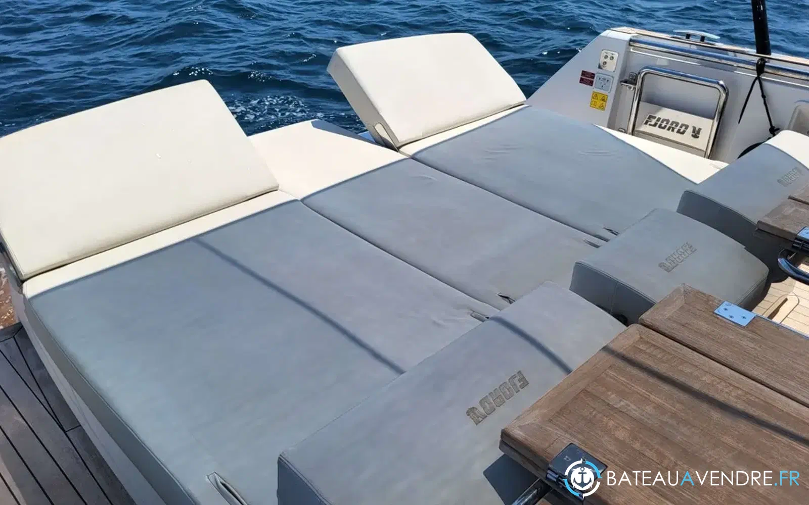 slider 27 Fjord 44 Open