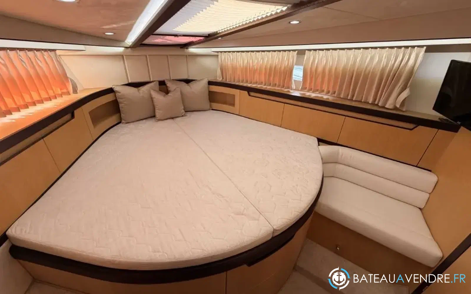 slider 14 Galeon 405 HTL