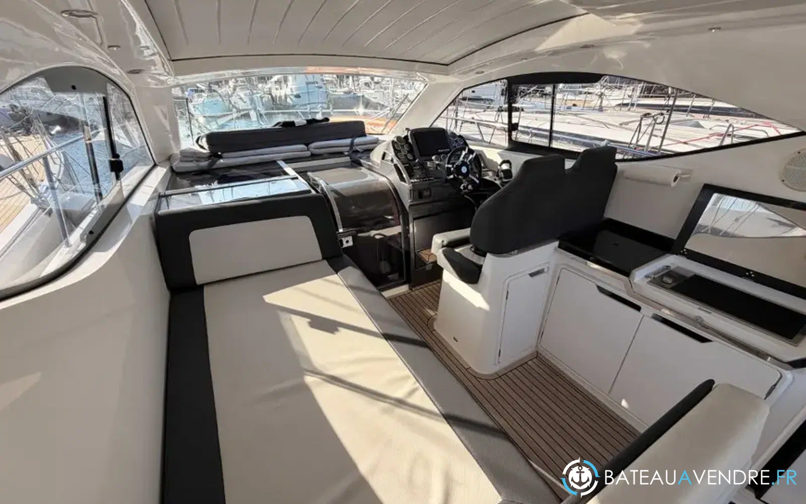 slider 28 Galeon 405 HTL