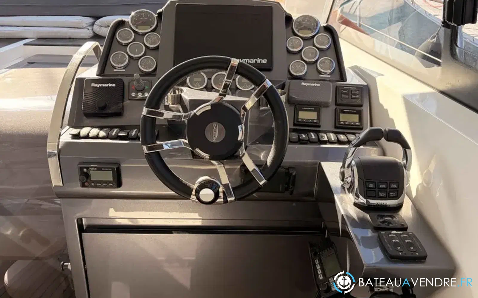 slider 8 Galeon 405 HTL