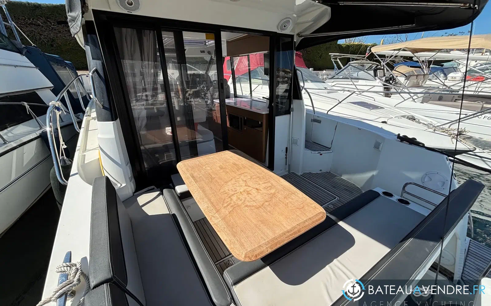 slider 24 Jeanneau Merry Fisher 1095