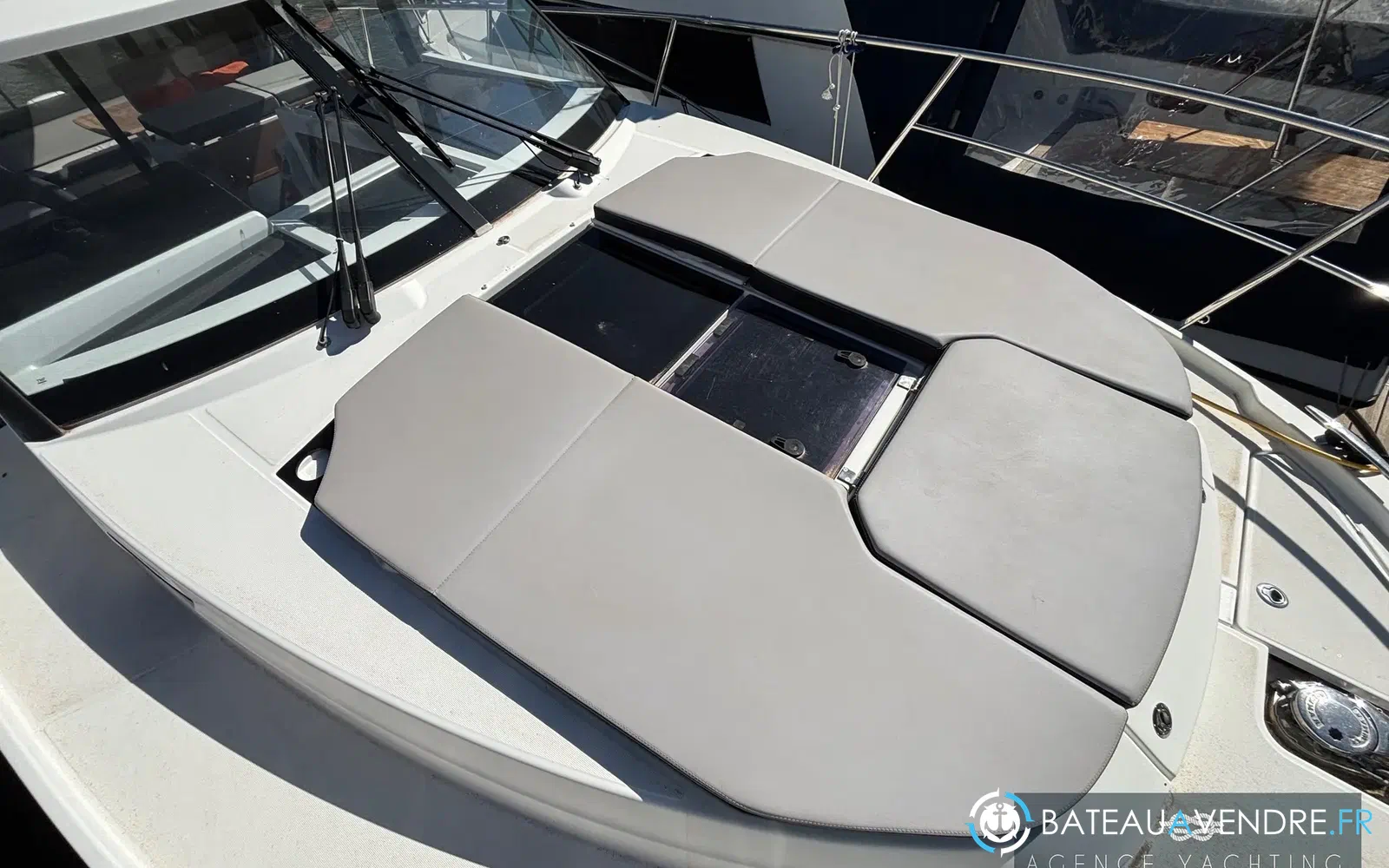 slider 31 Jeanneau Merry Fisher 1095