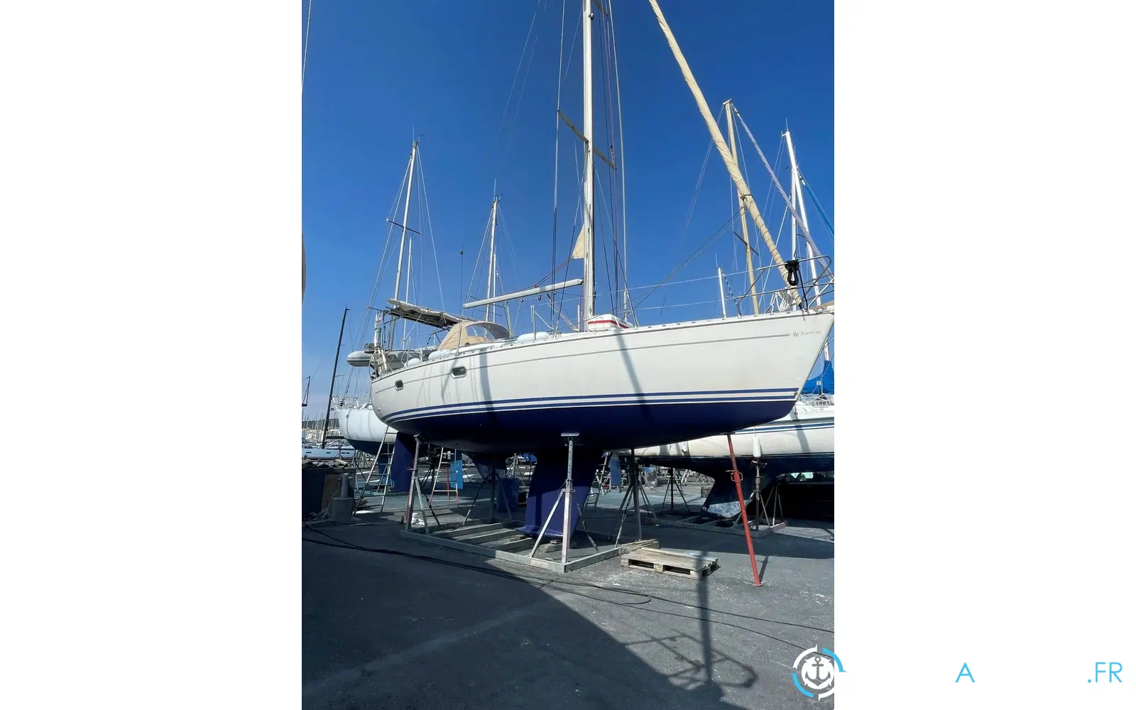 slider 12 Jeanneau Sun Odyssey 33.1