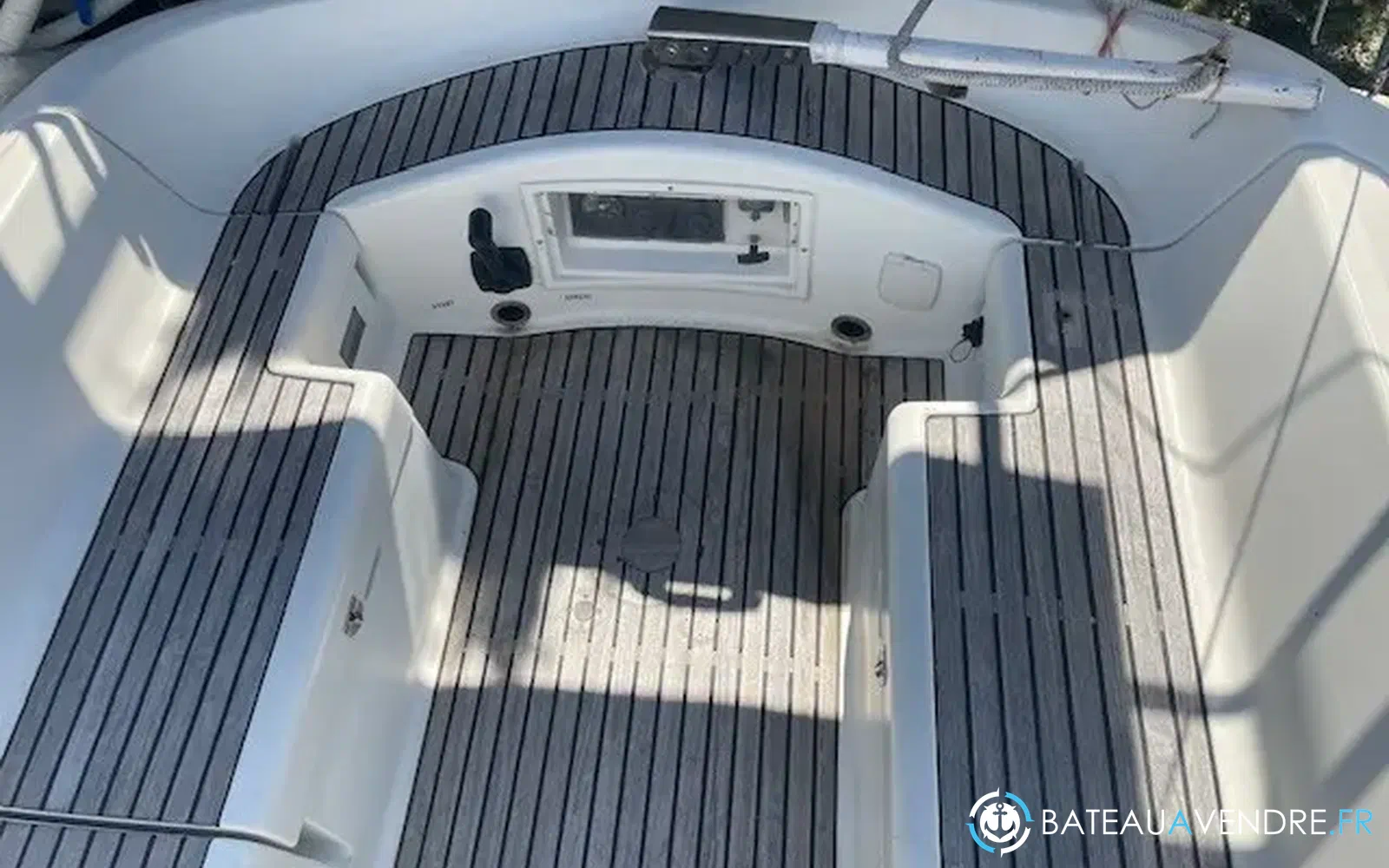 slider 18 Jeanneau Sun Odyssey 33.1