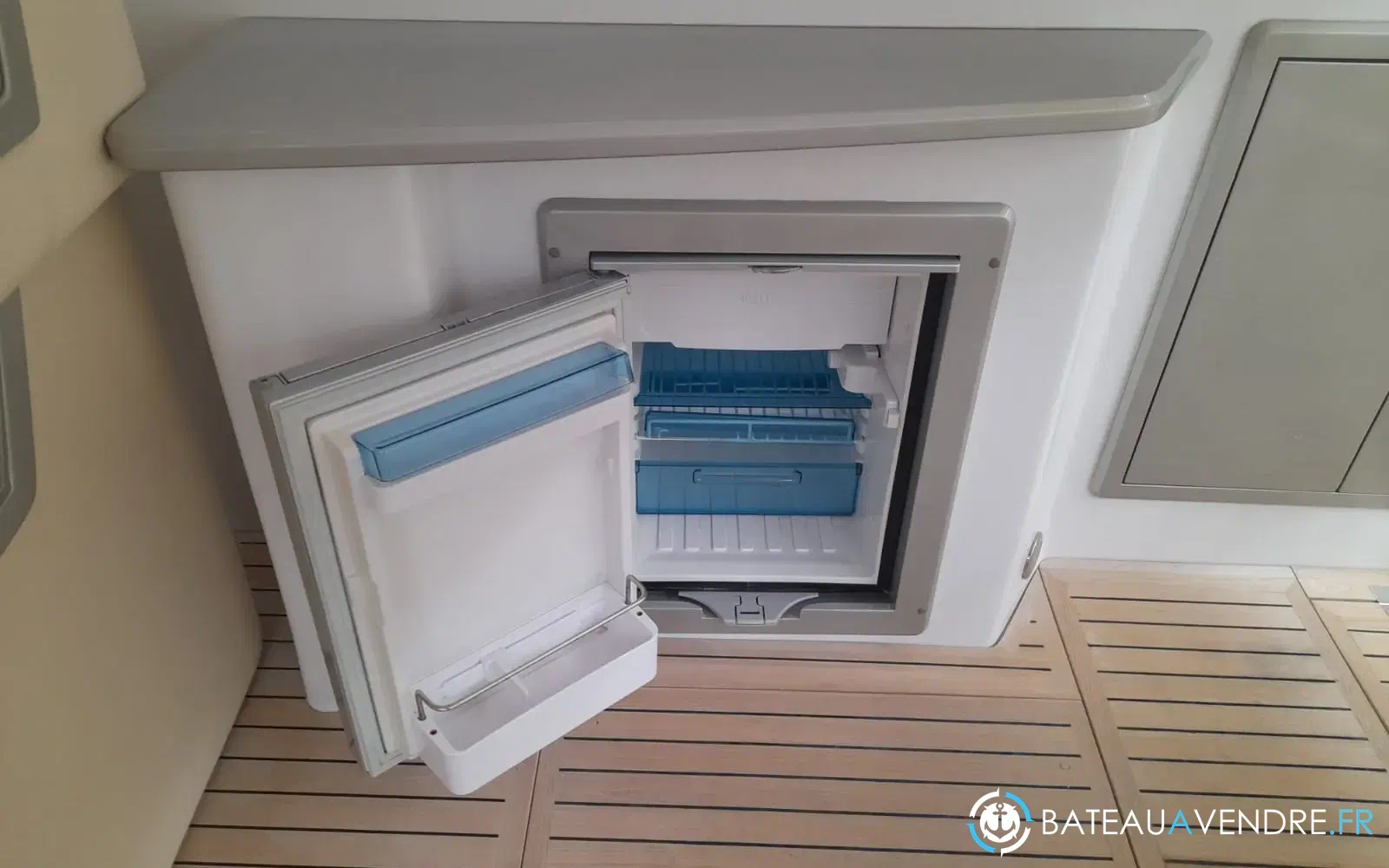 slider 8 Airon Marine 400 T-Top