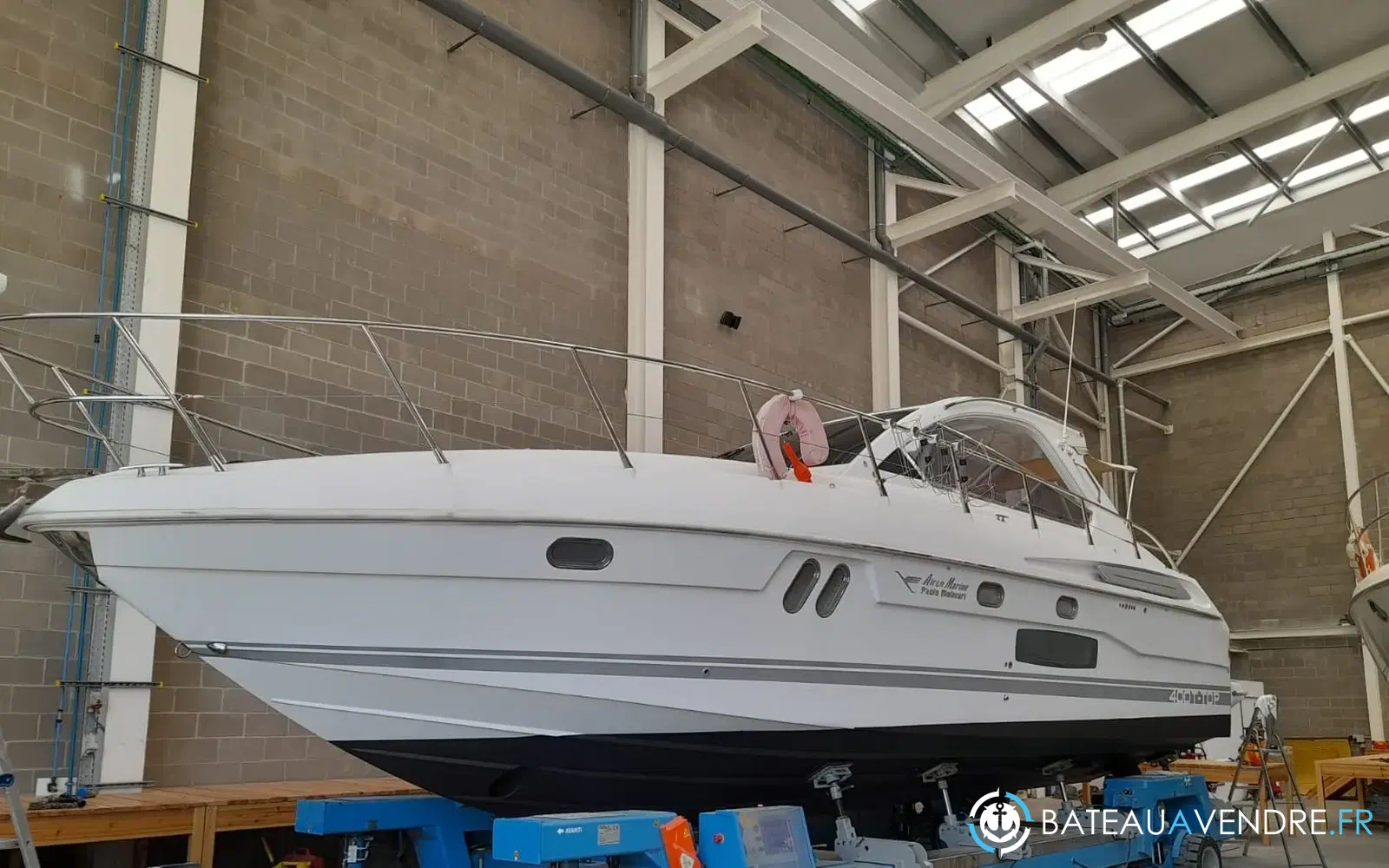 slider 1 Airon Marine 400 T-Top