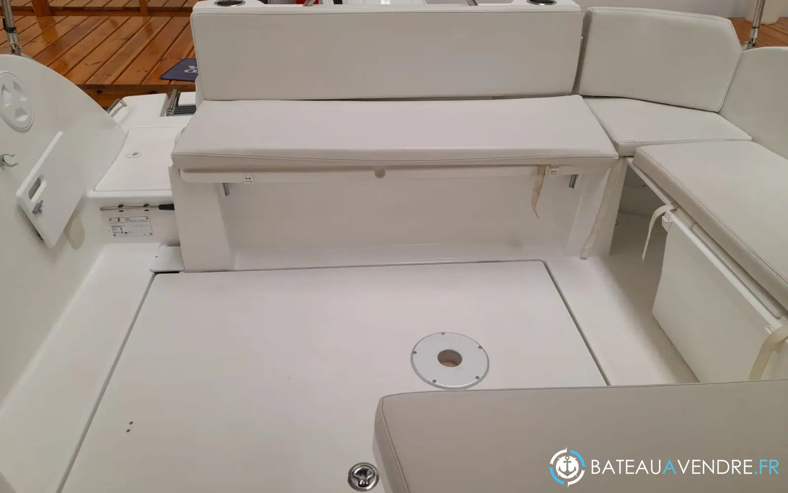 slider 11 Beneteau Antares 8