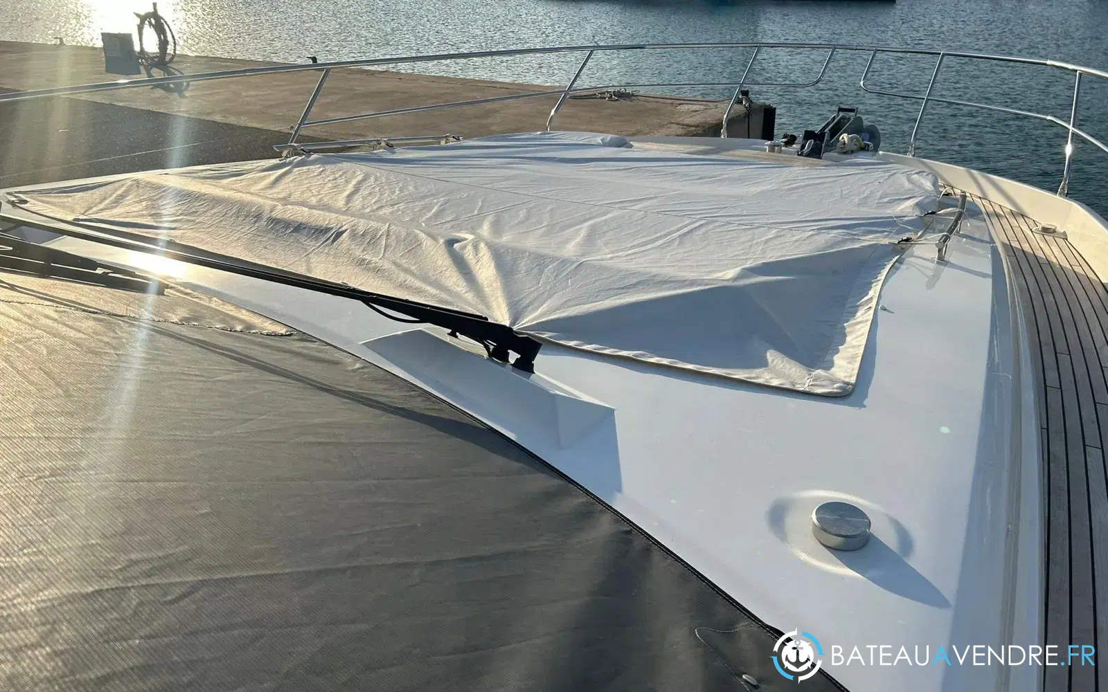 slider 13 Prestige Yachts 590 Fly
