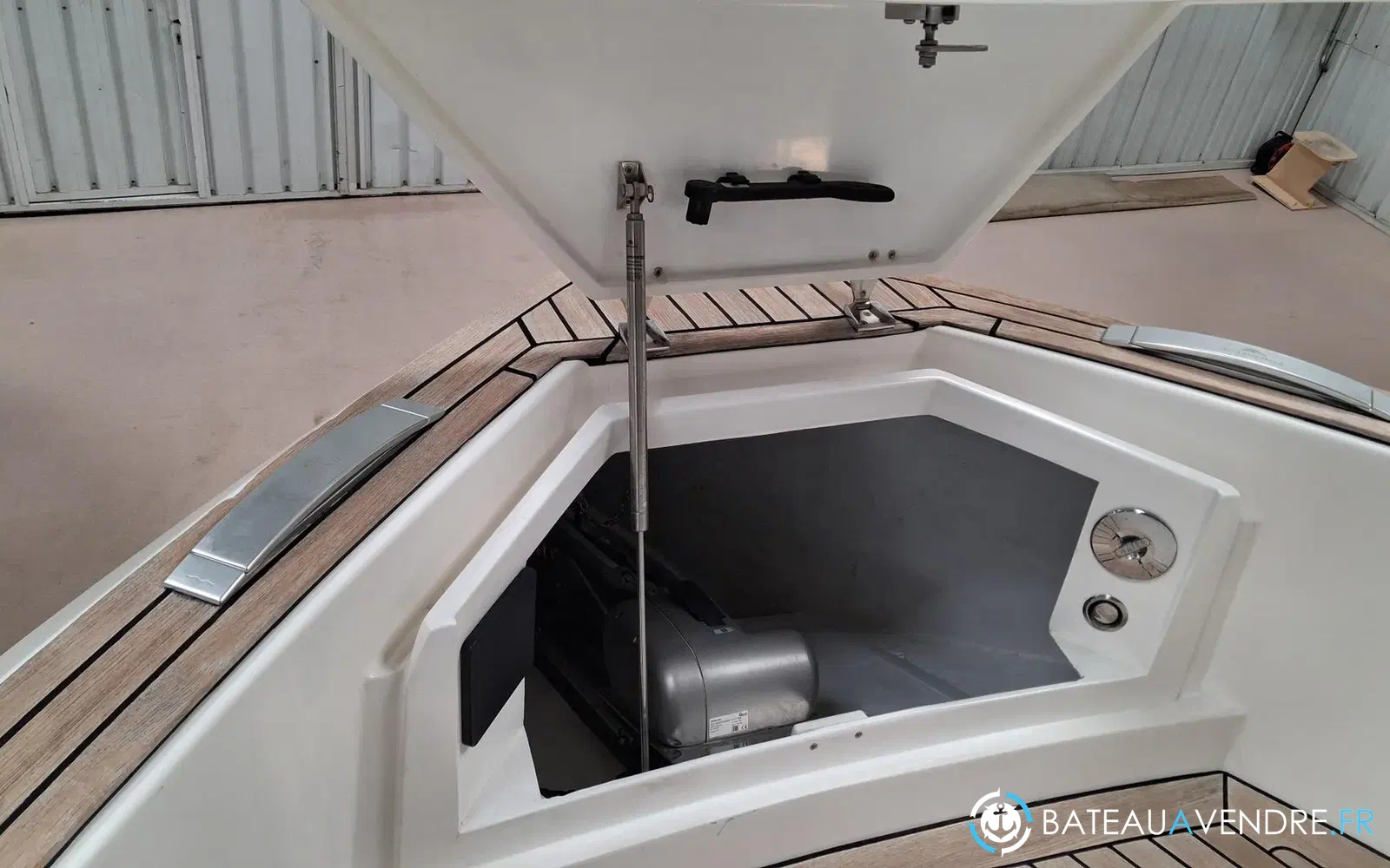 slider 27 Astondoa 377 Coupe