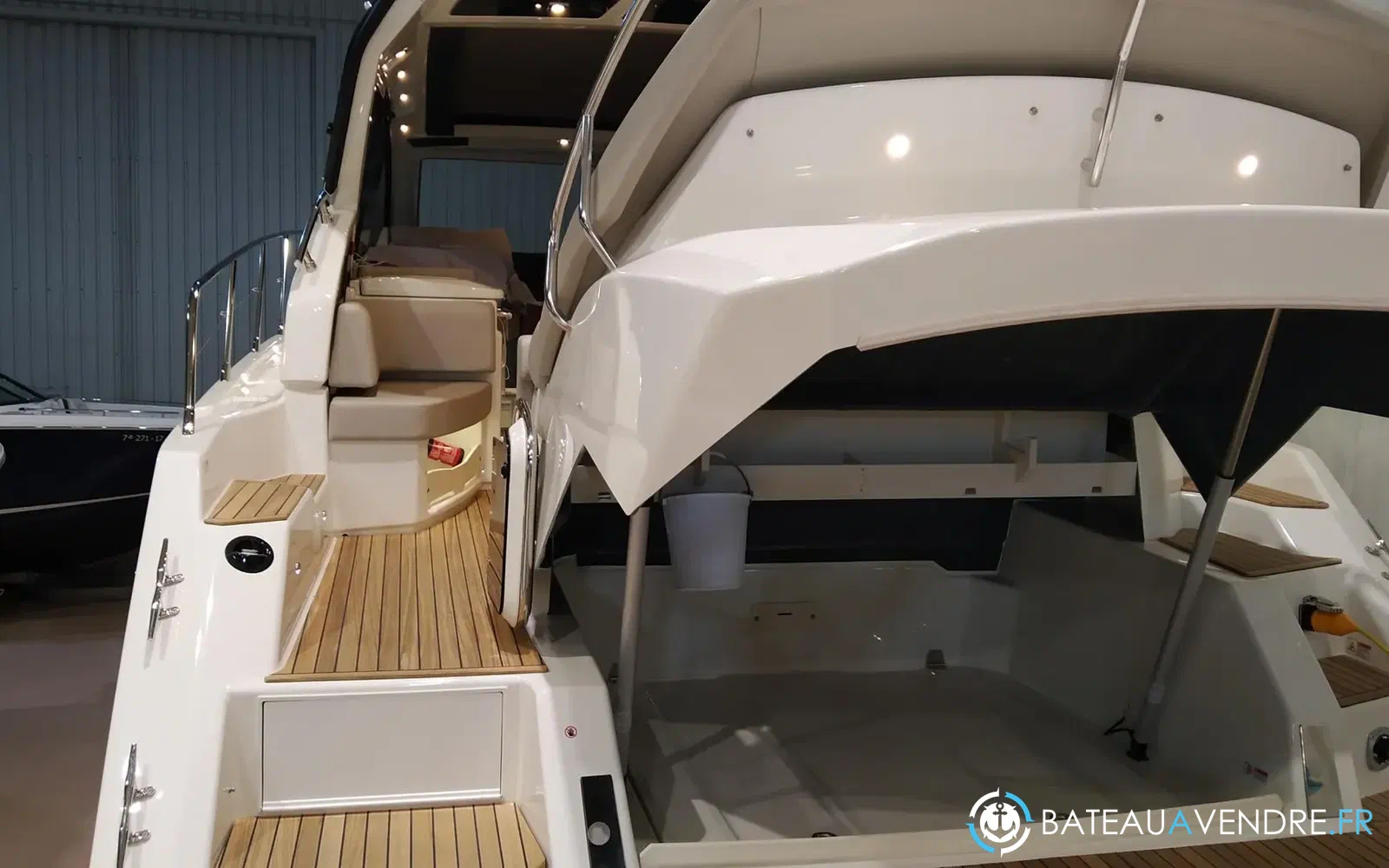 slider 27 Cranchi M 44 Hard Top