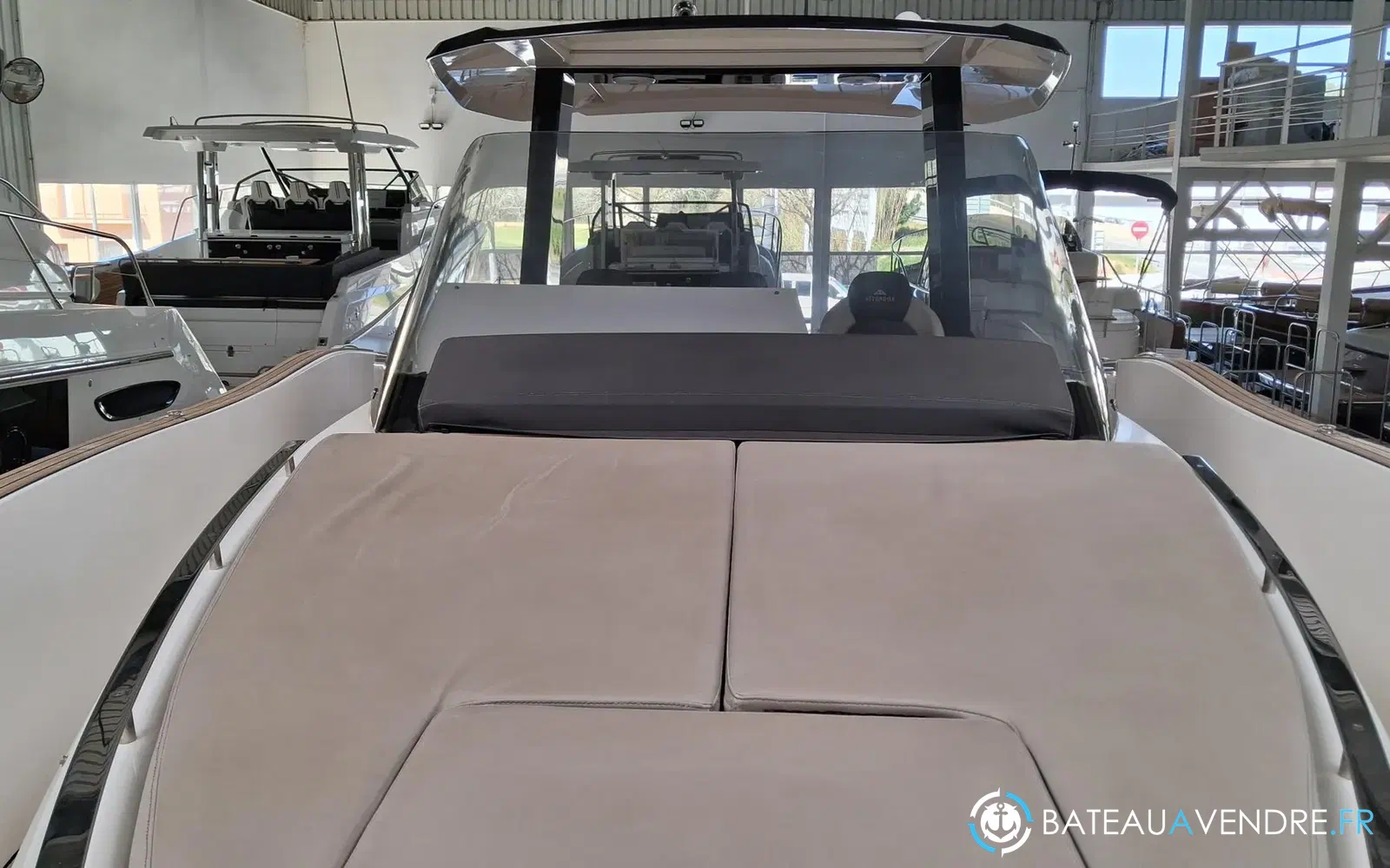 slider 25 Astondoa 377 Coupe