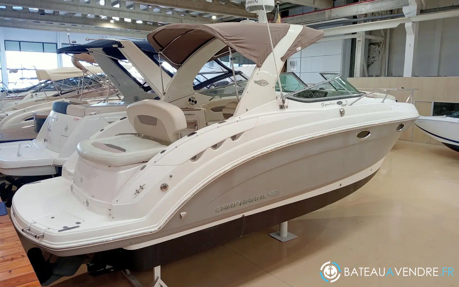 slider 1 Chaparral Signature 250