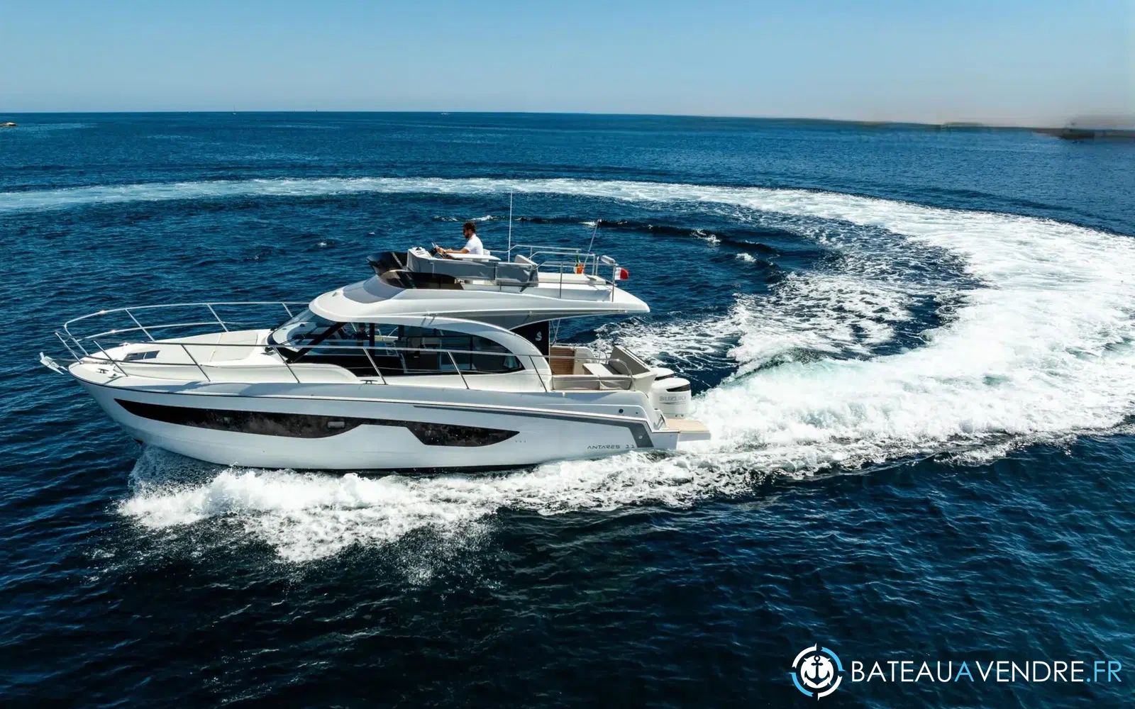 slider 0 Beneteau Antares 11