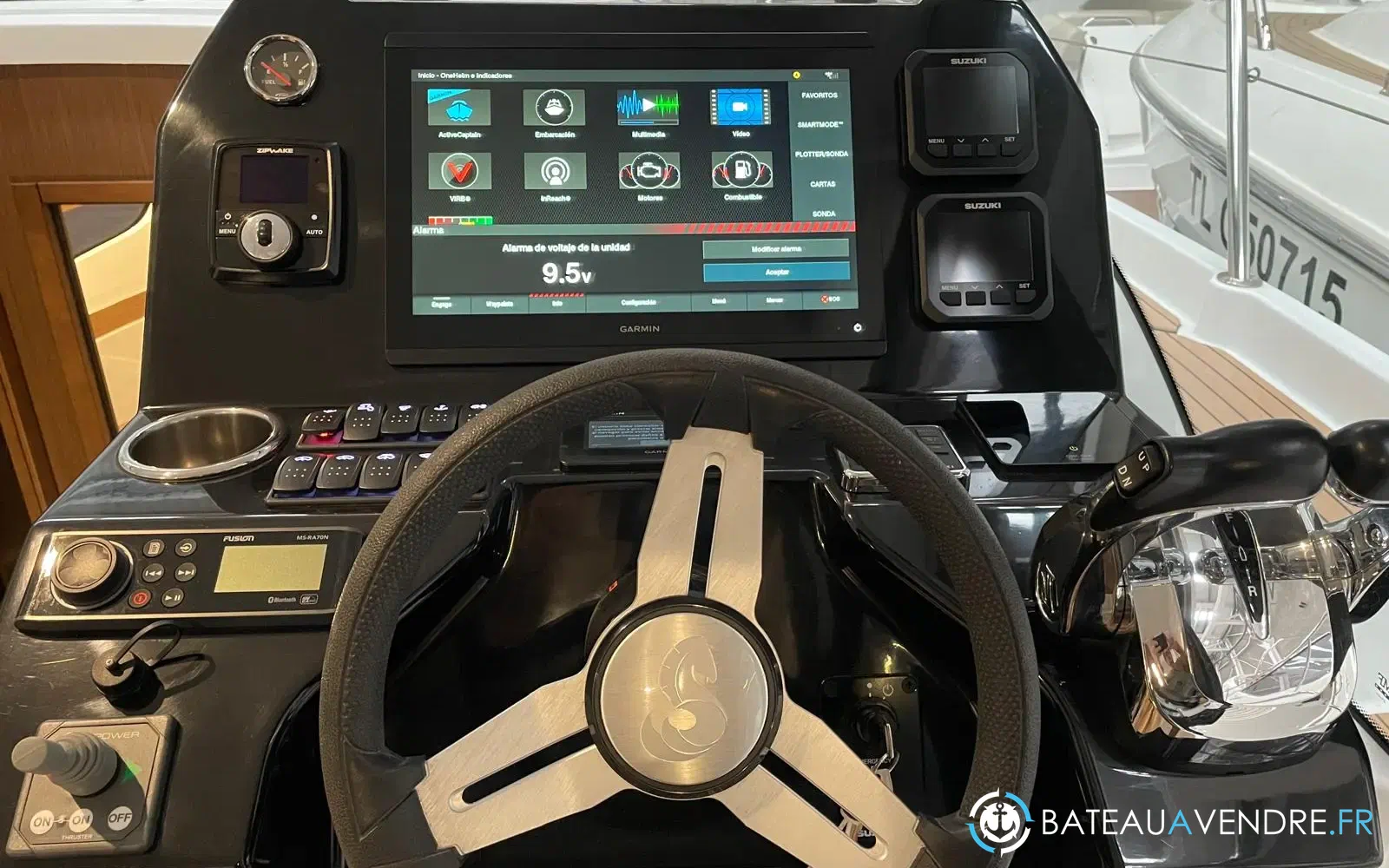 slider 29 Beneteau Antares 11