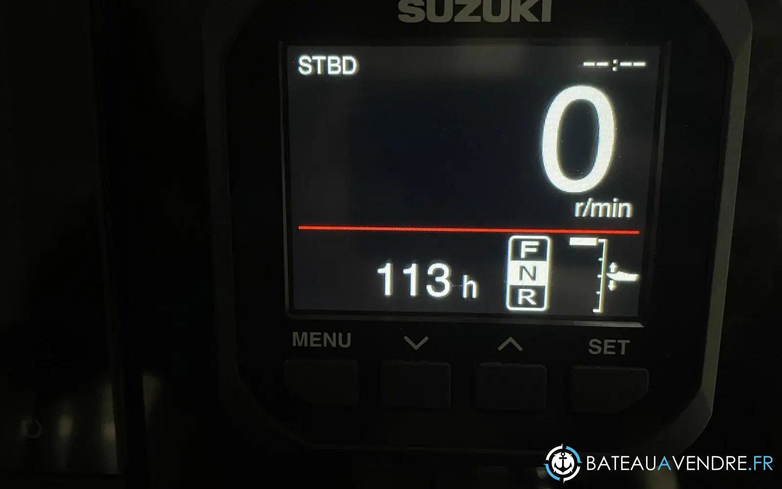 slider 39 Beneteau Antares 11