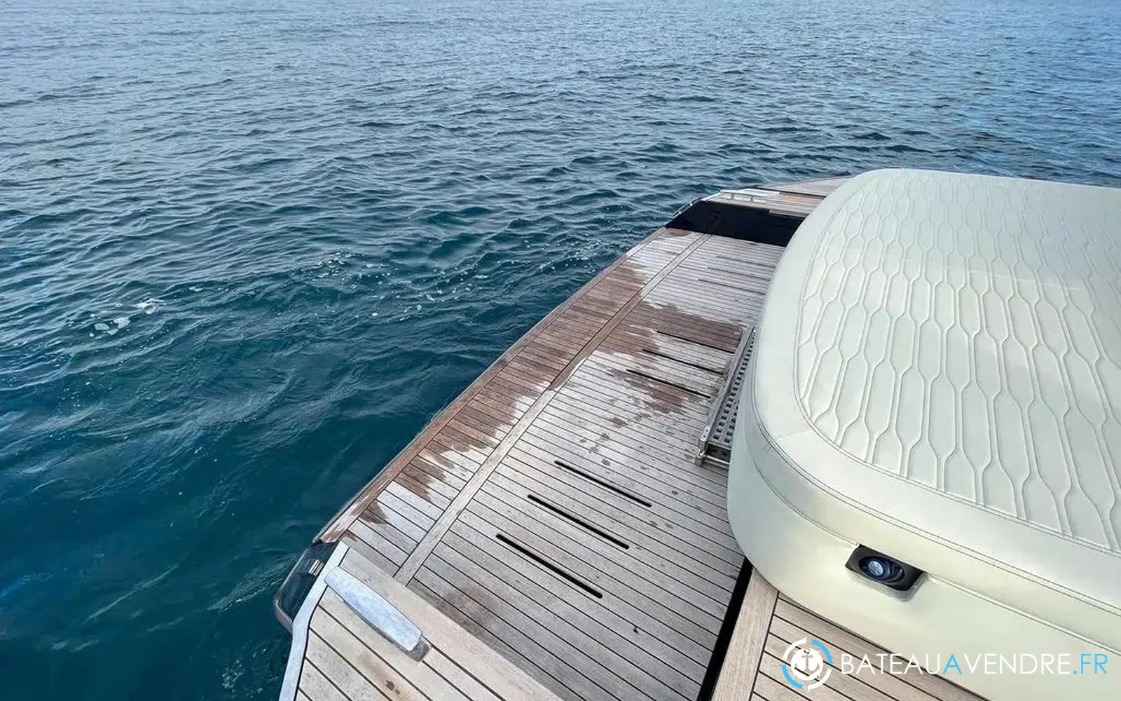 slider 8 Cranchi A46 Luxury Tender