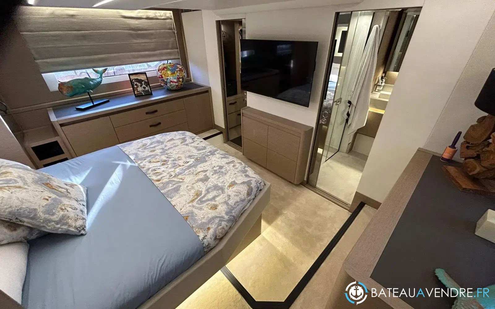 slider 29 Prestige Yachts 590 Fly