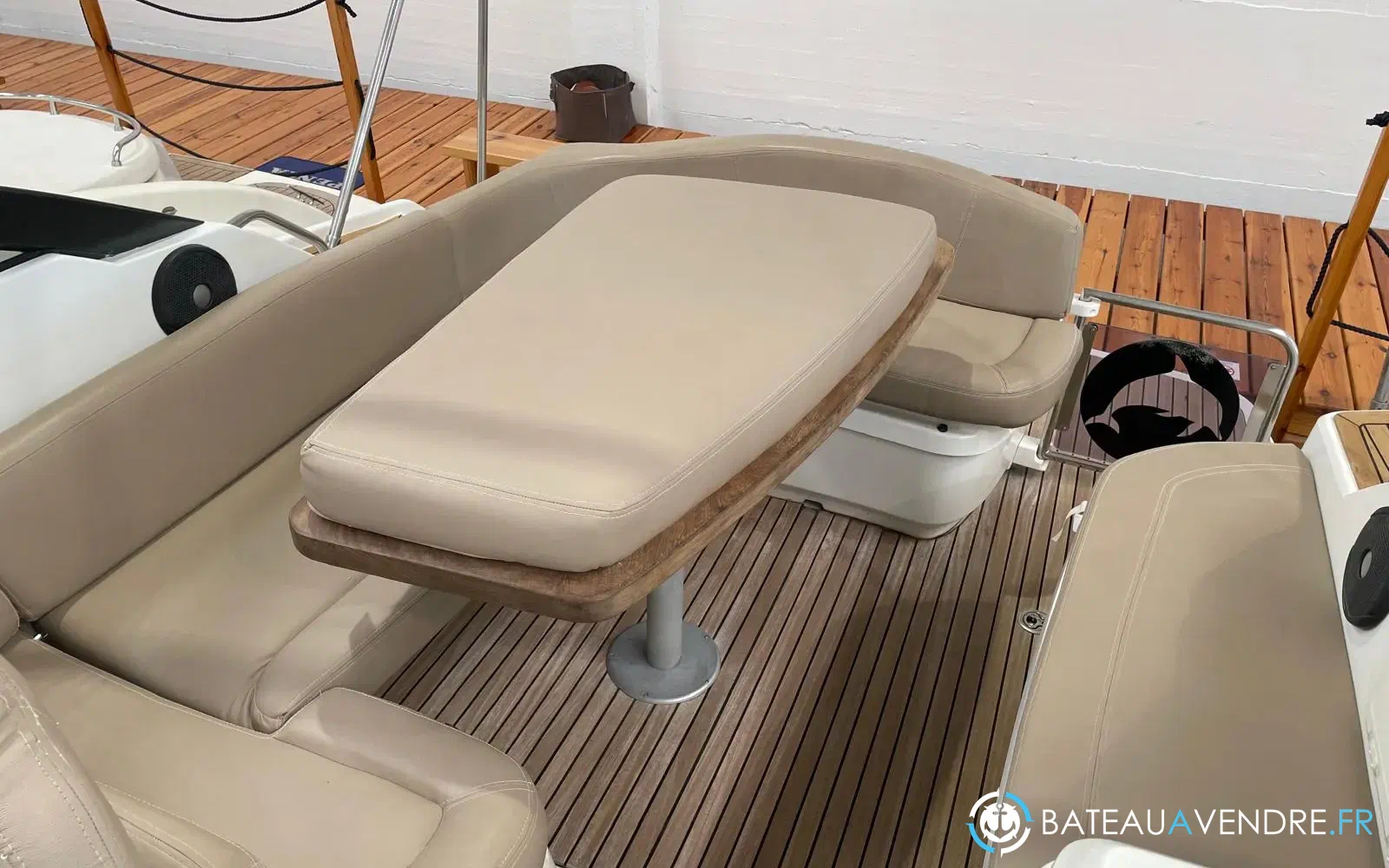slider 10 Beneteau Monte Carlo 27