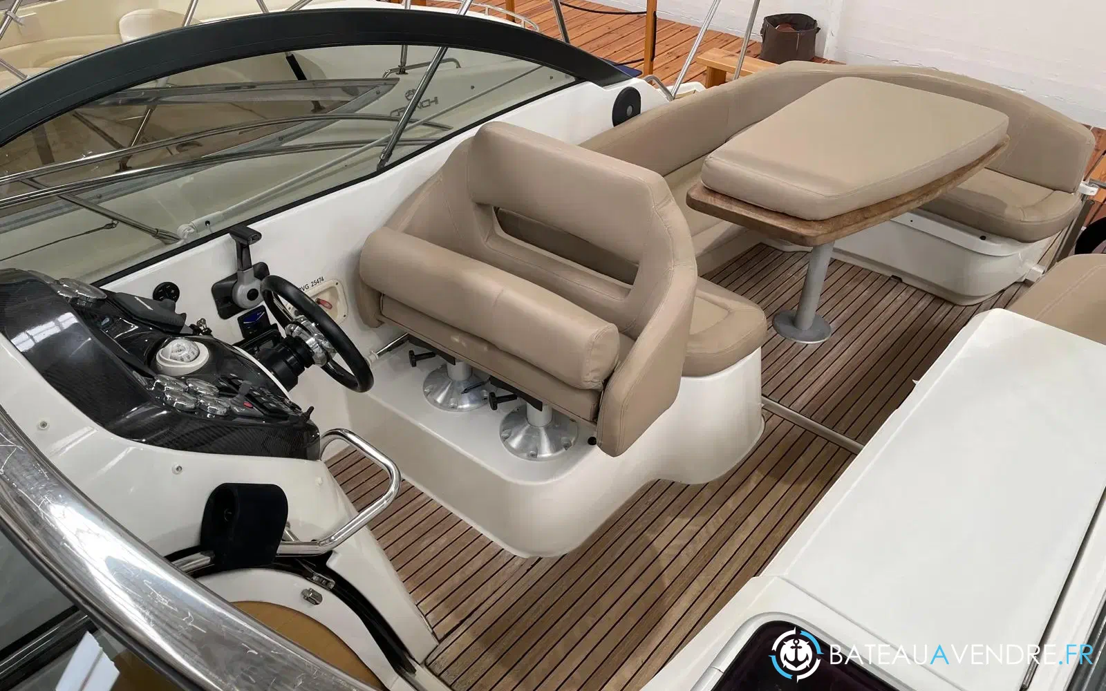 slider 8 Beneteau Monte Carlo 27
