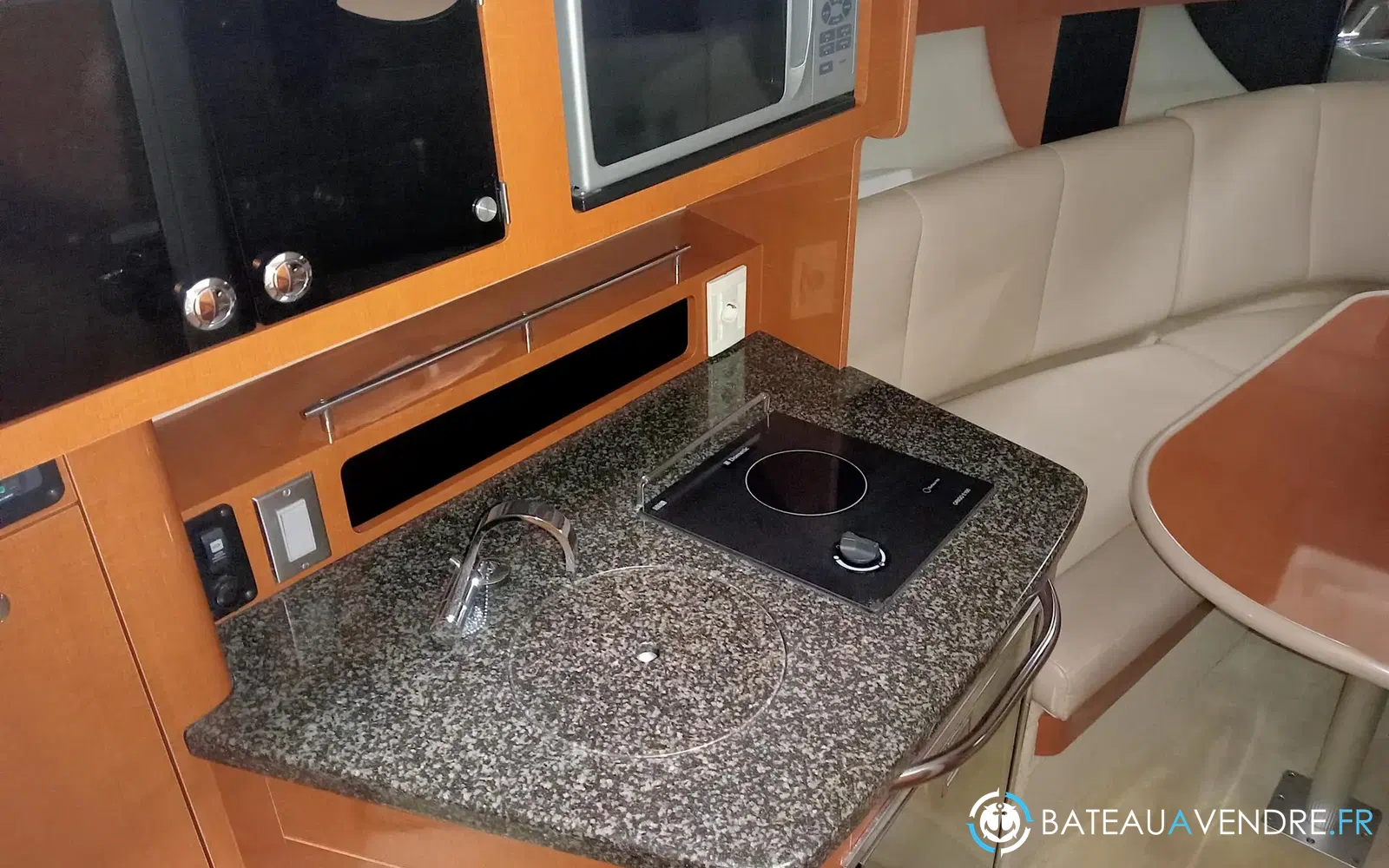 slider 9 Chaparral Signature 250