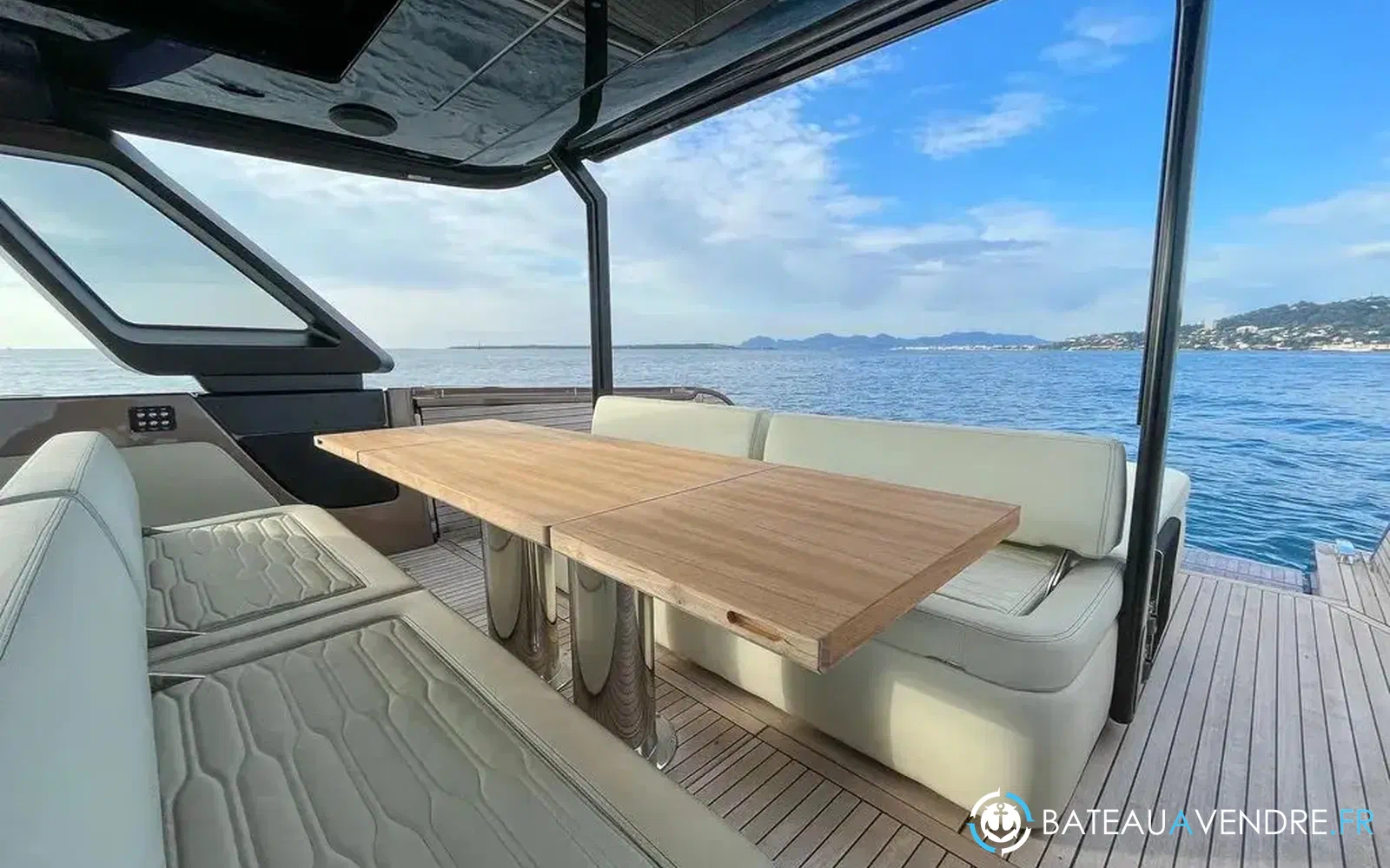 slider 11 Cranchi A46 Luxury Tender