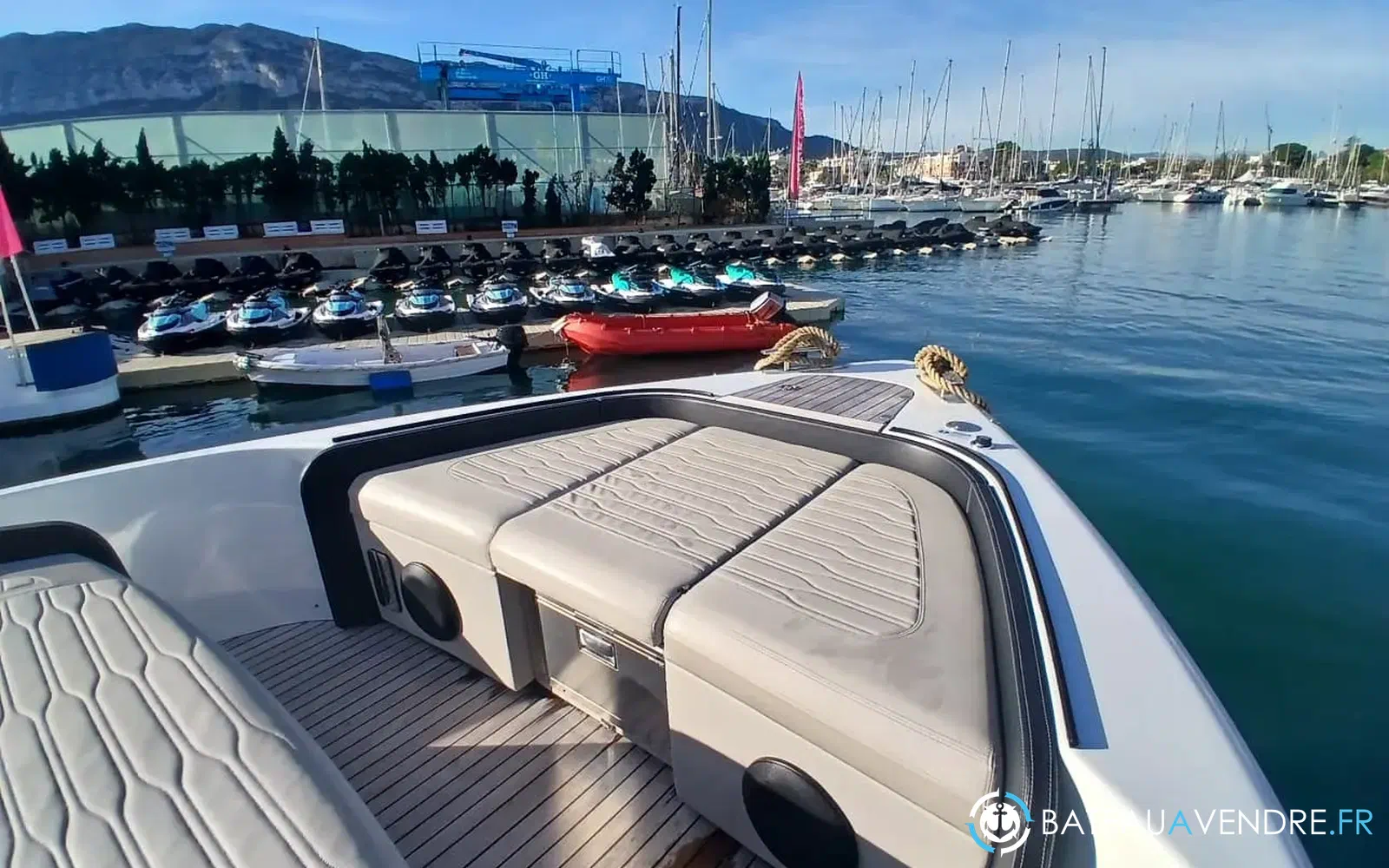 slider 14 Cranchi A46 Luxury Tender