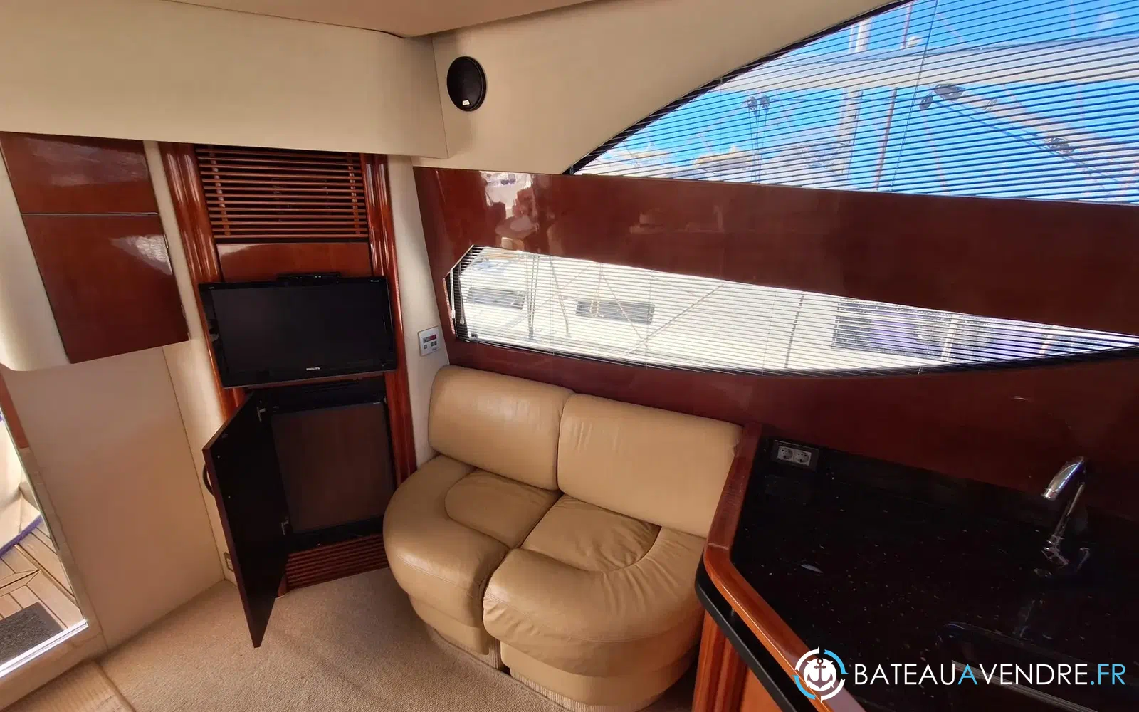 slider 17 Fairline Phantom 46