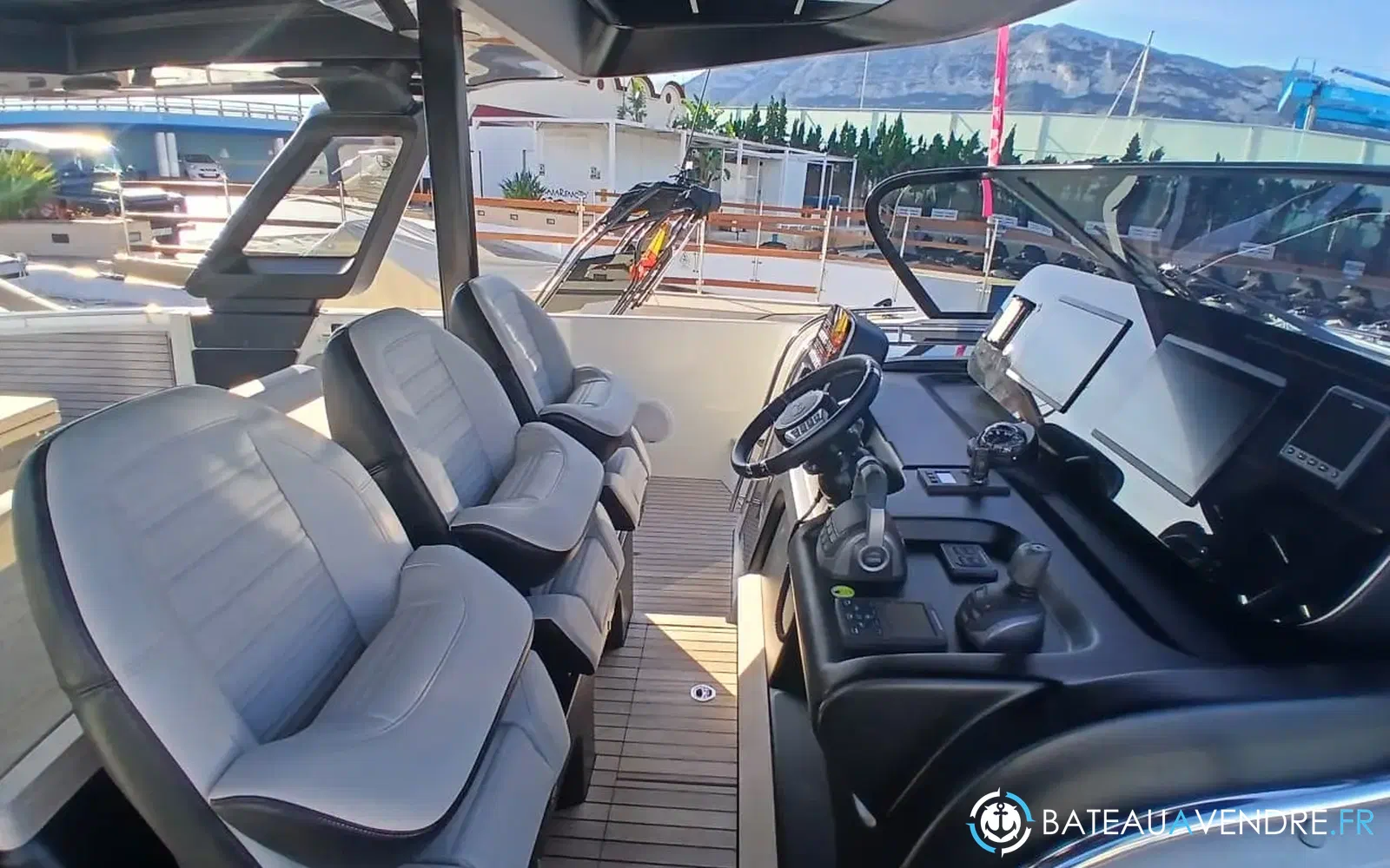 slider 18 Cranchi A46 Luxury Tender