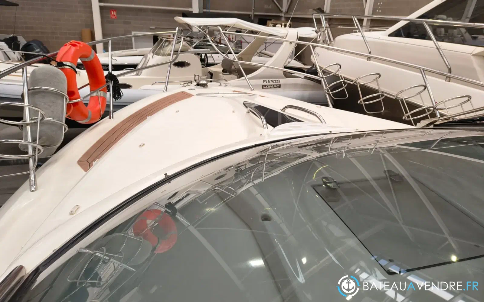 slider 5 Cranchi Endurance 33