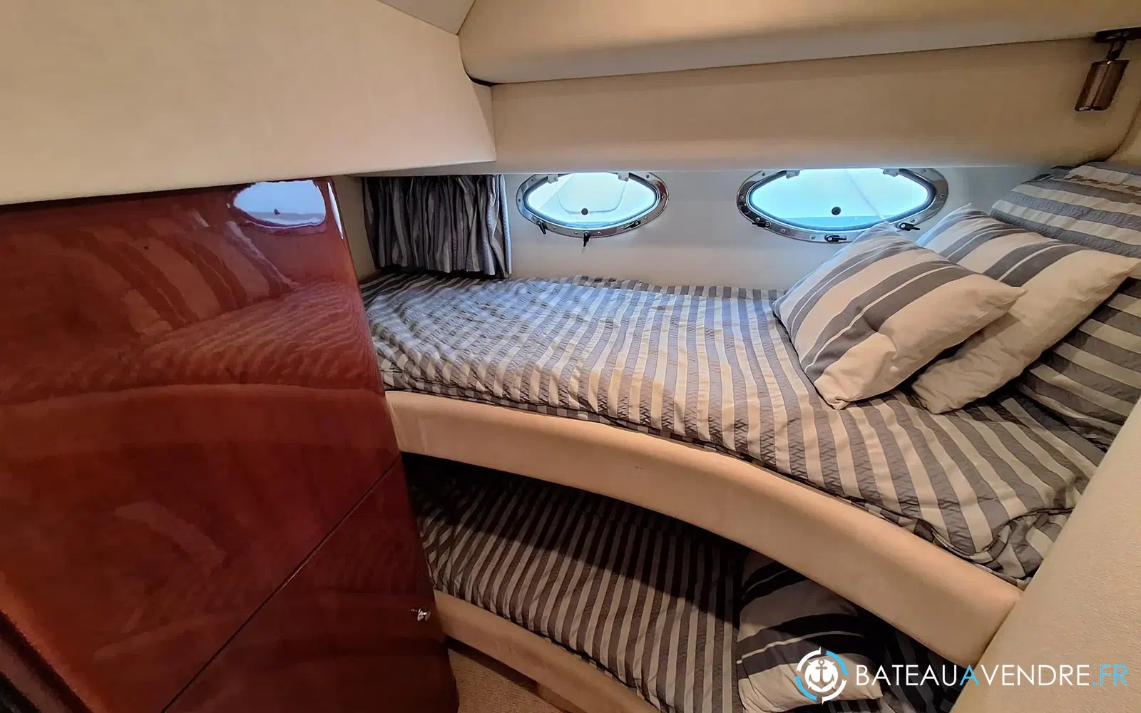 slider 23 Fairline Phantom 46